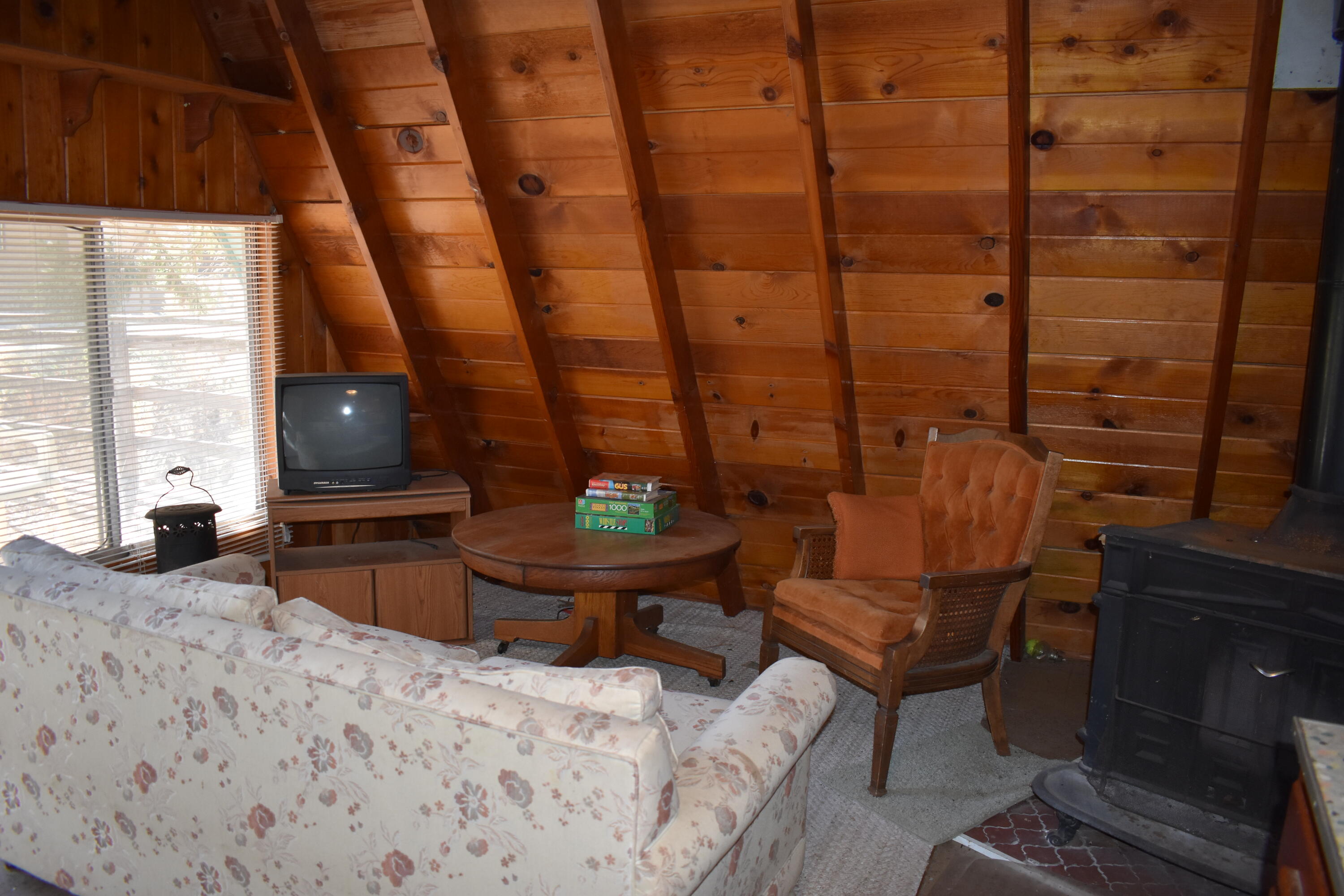 263 Rabbit Foot Trail Trl, California Hot Springs, CA 93207