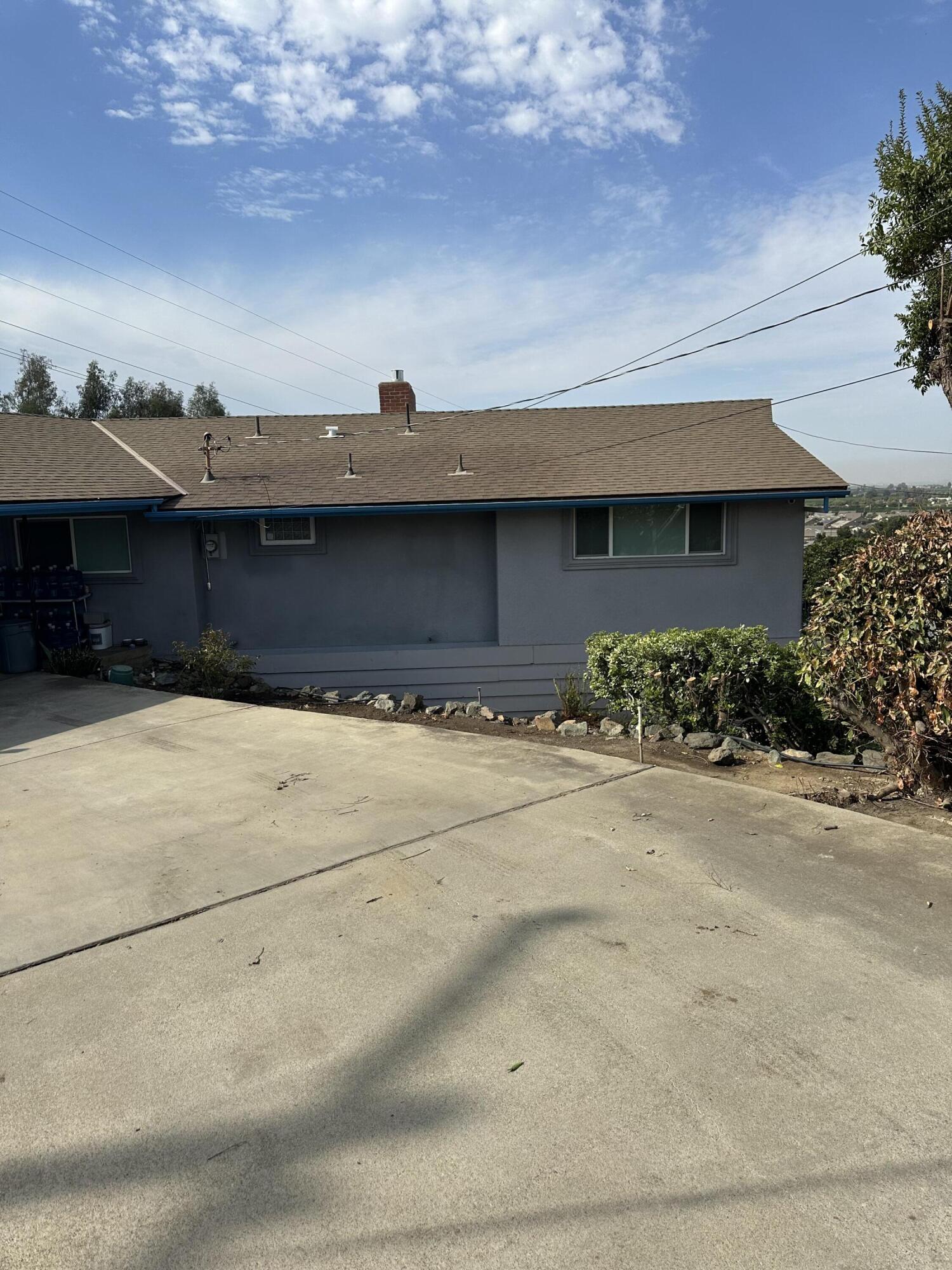 1341 Hillcrest Dr. Dr, Lindsay, CA 93247