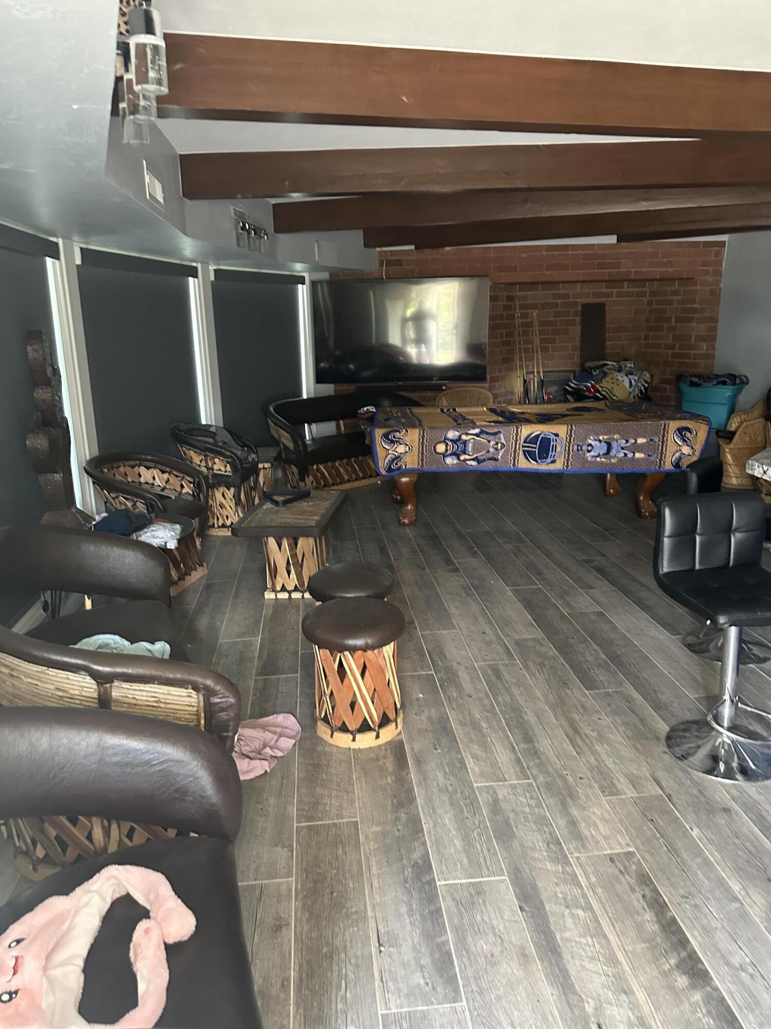 1341 Hillcrest Dr. Dr, Lindsay, CA 93247