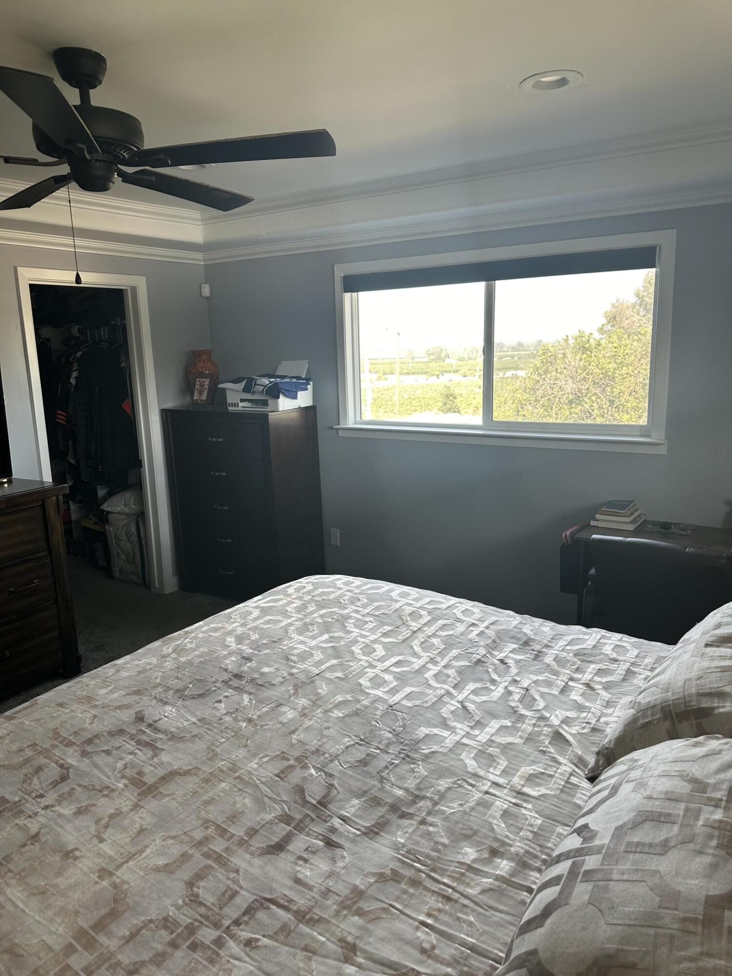 1341 Hillcrest Dr. Dr, Lindsay, CA 93247