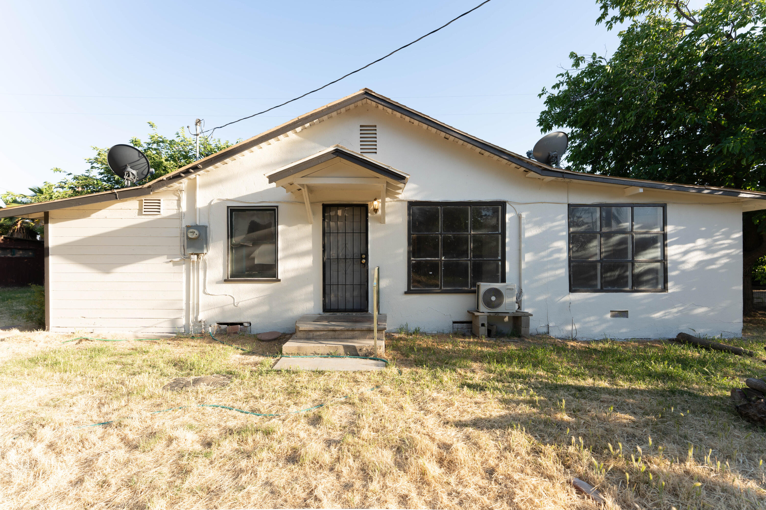 23529 Ave 56, Ducor, CA 93218