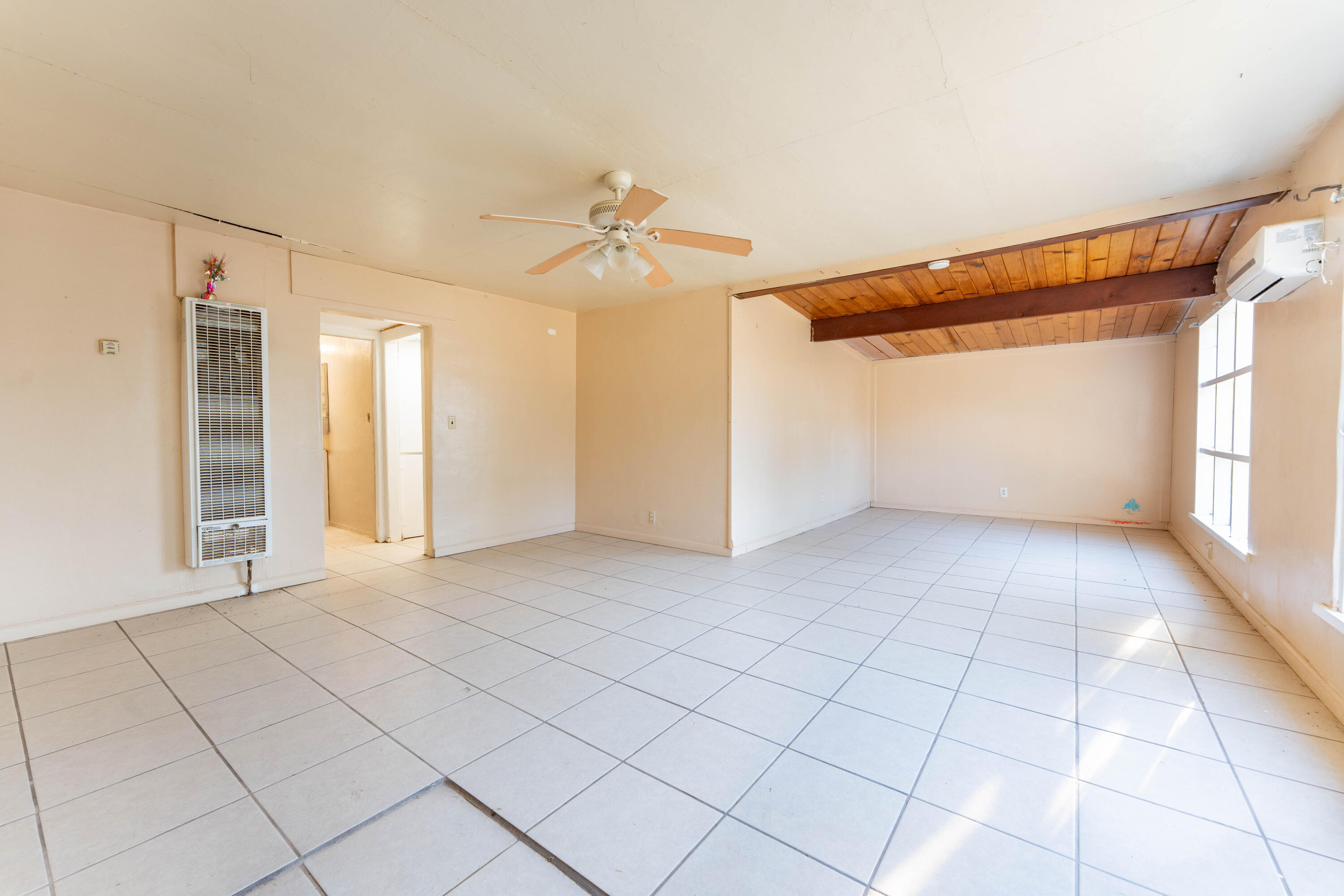 23529 Ave 56, Ducor, CA 93218