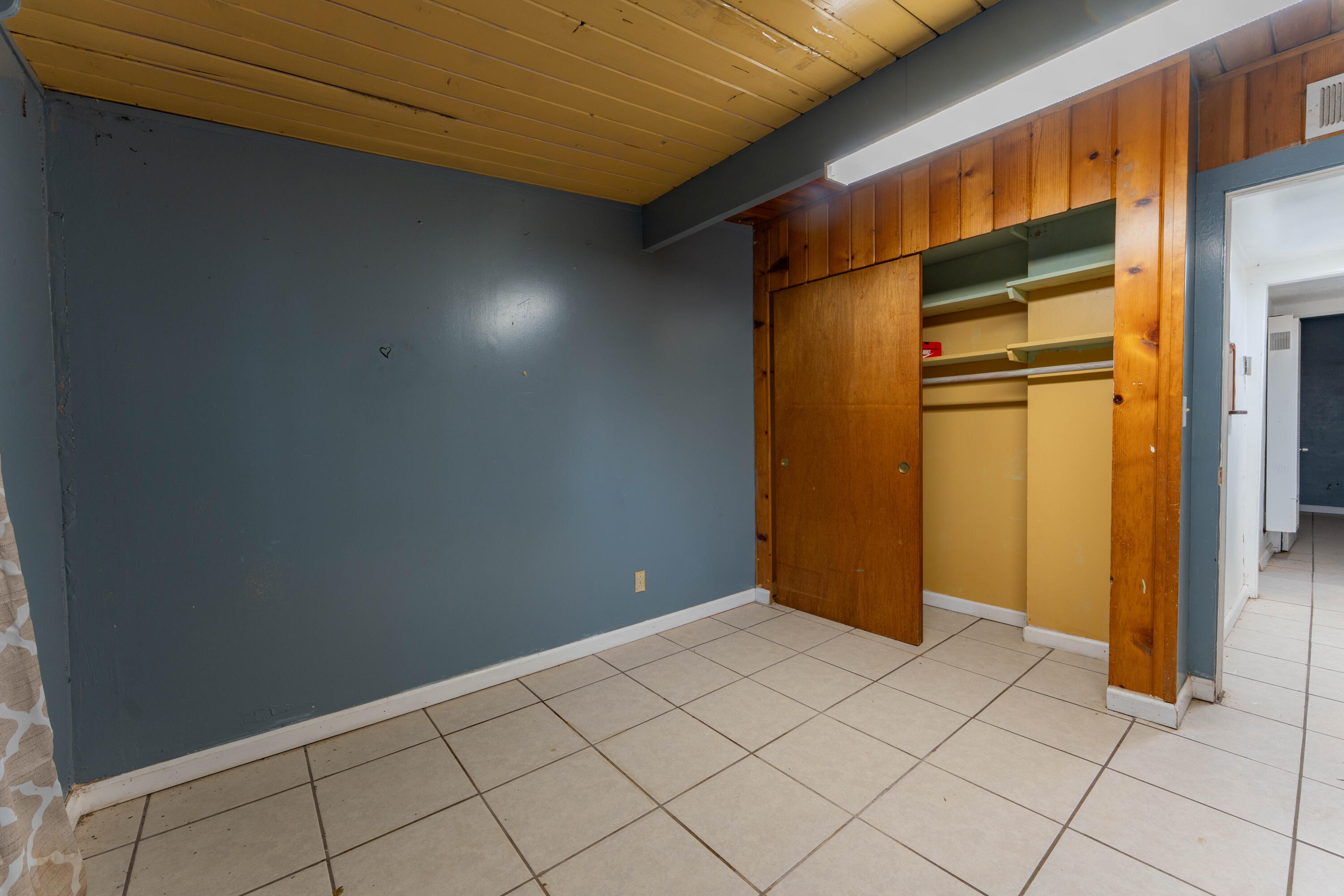 23529 Ave 56, Ducor, CA 93218