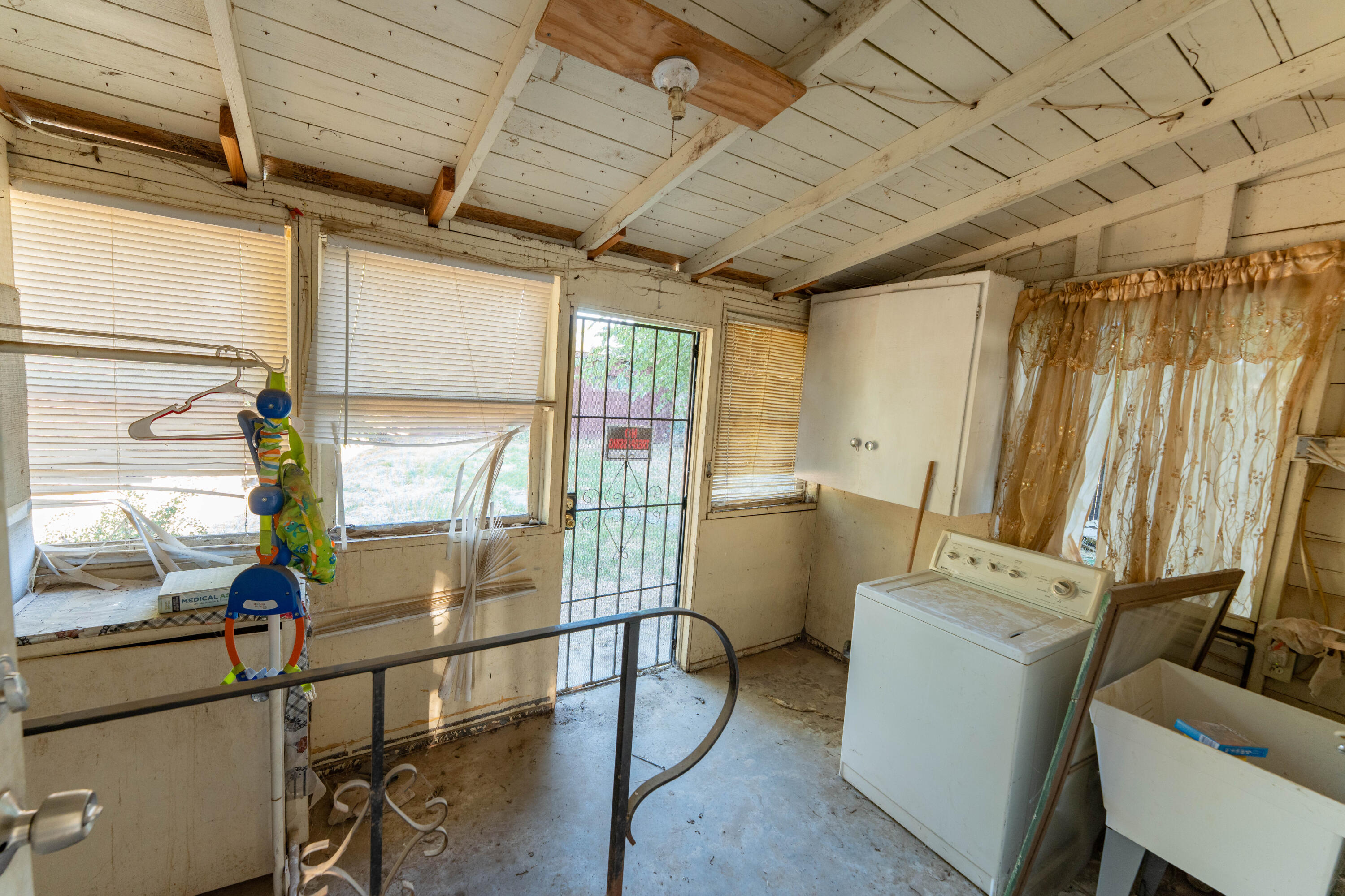 23529 Ave 56, Ducor, CA 93218