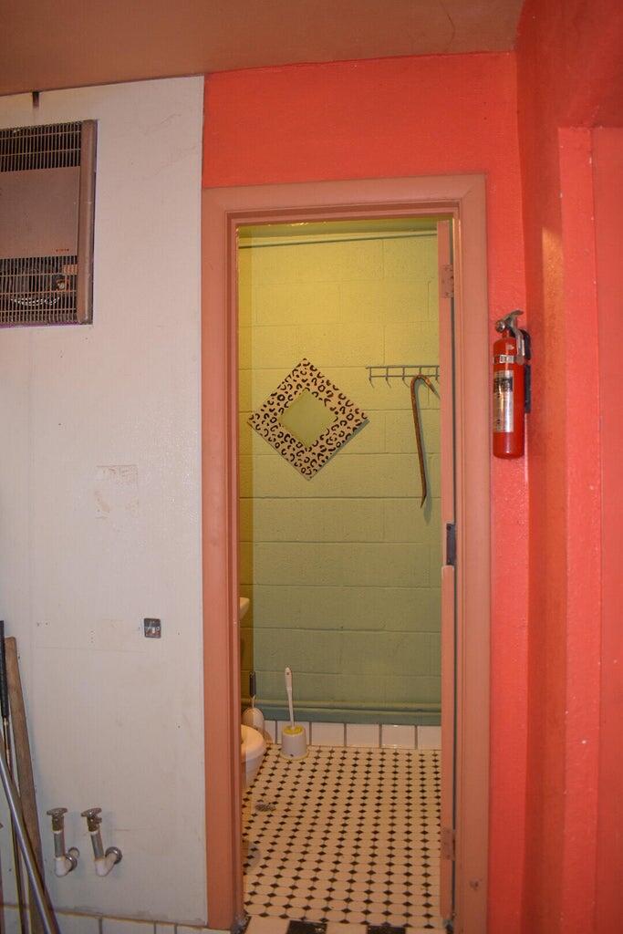 23529 Ave 56, Ducor, CA 93218