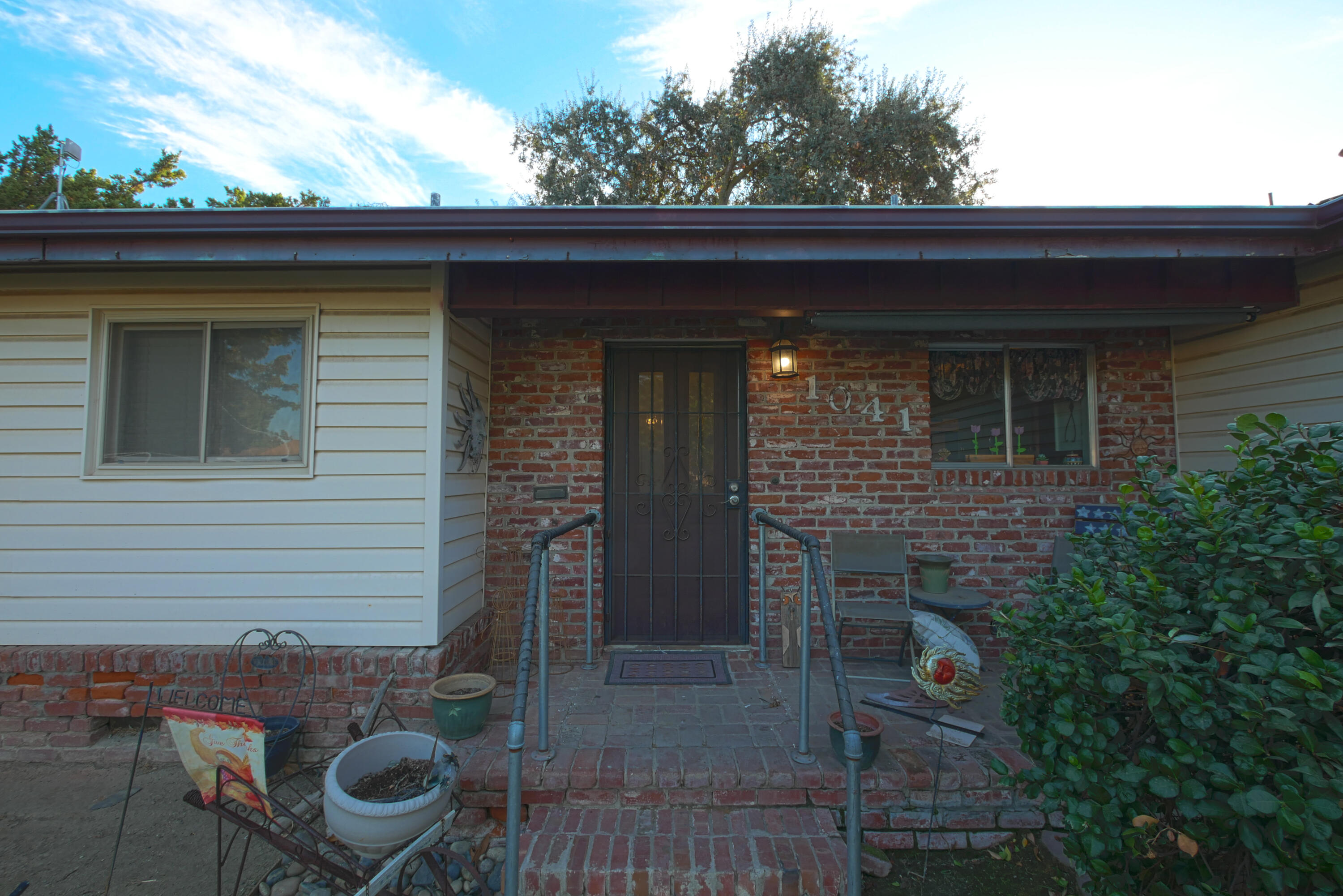 1041 Golden Gate Ave, Dos Palos, CA 93620