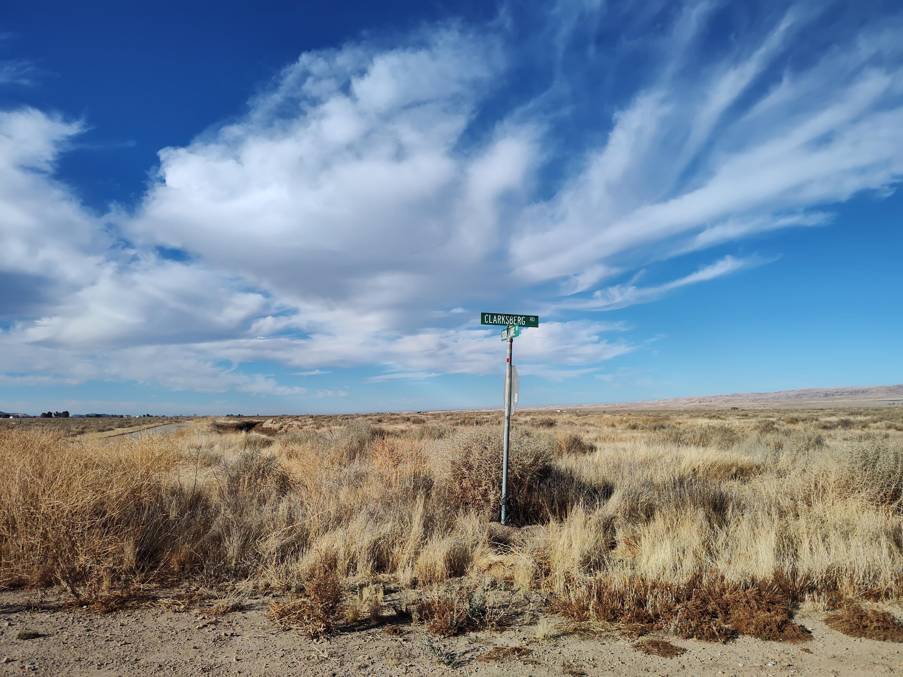 0000 College City, California Valley, CA 93453