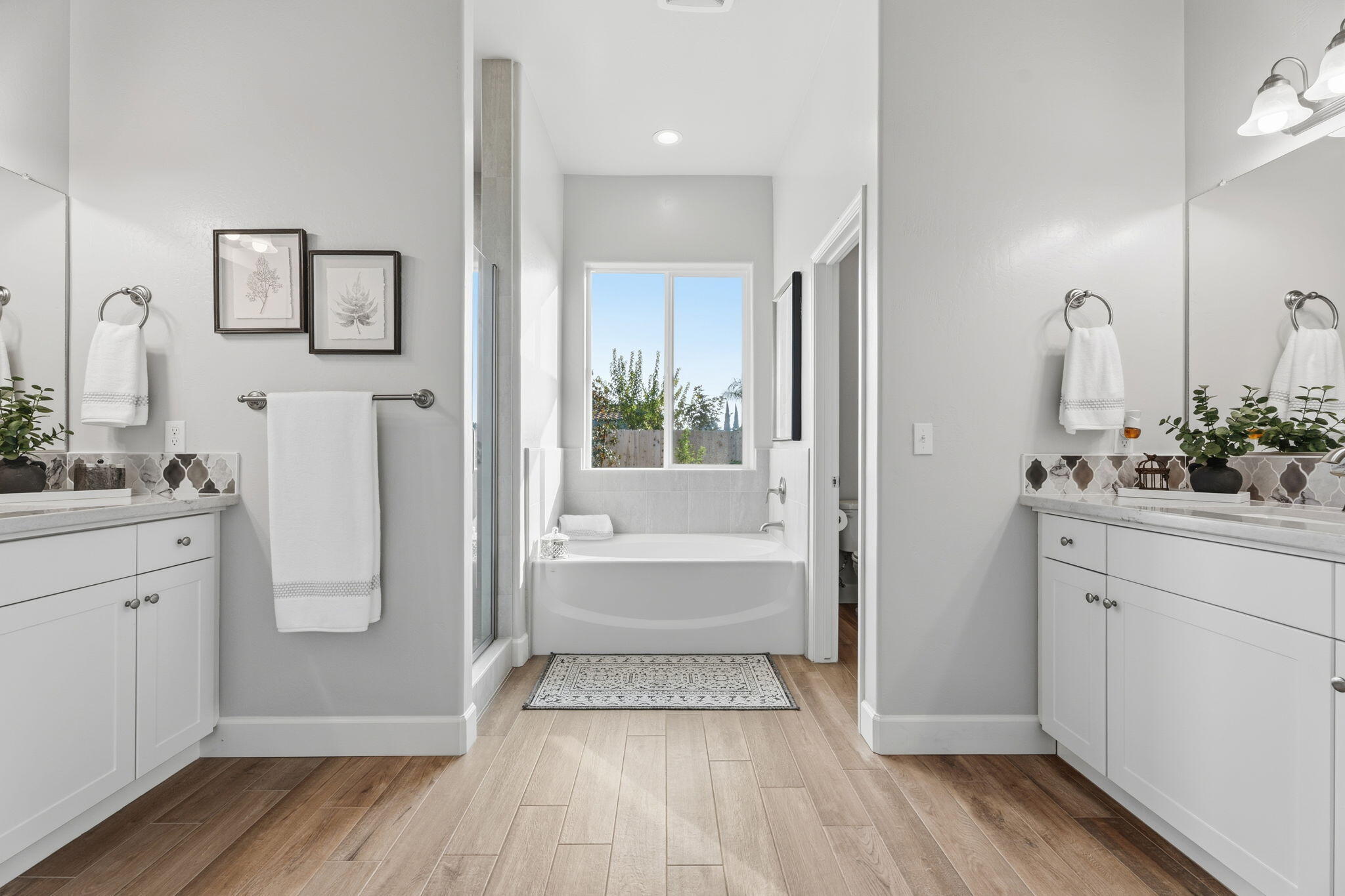 314 Windsor St, Exeter, CA 93221