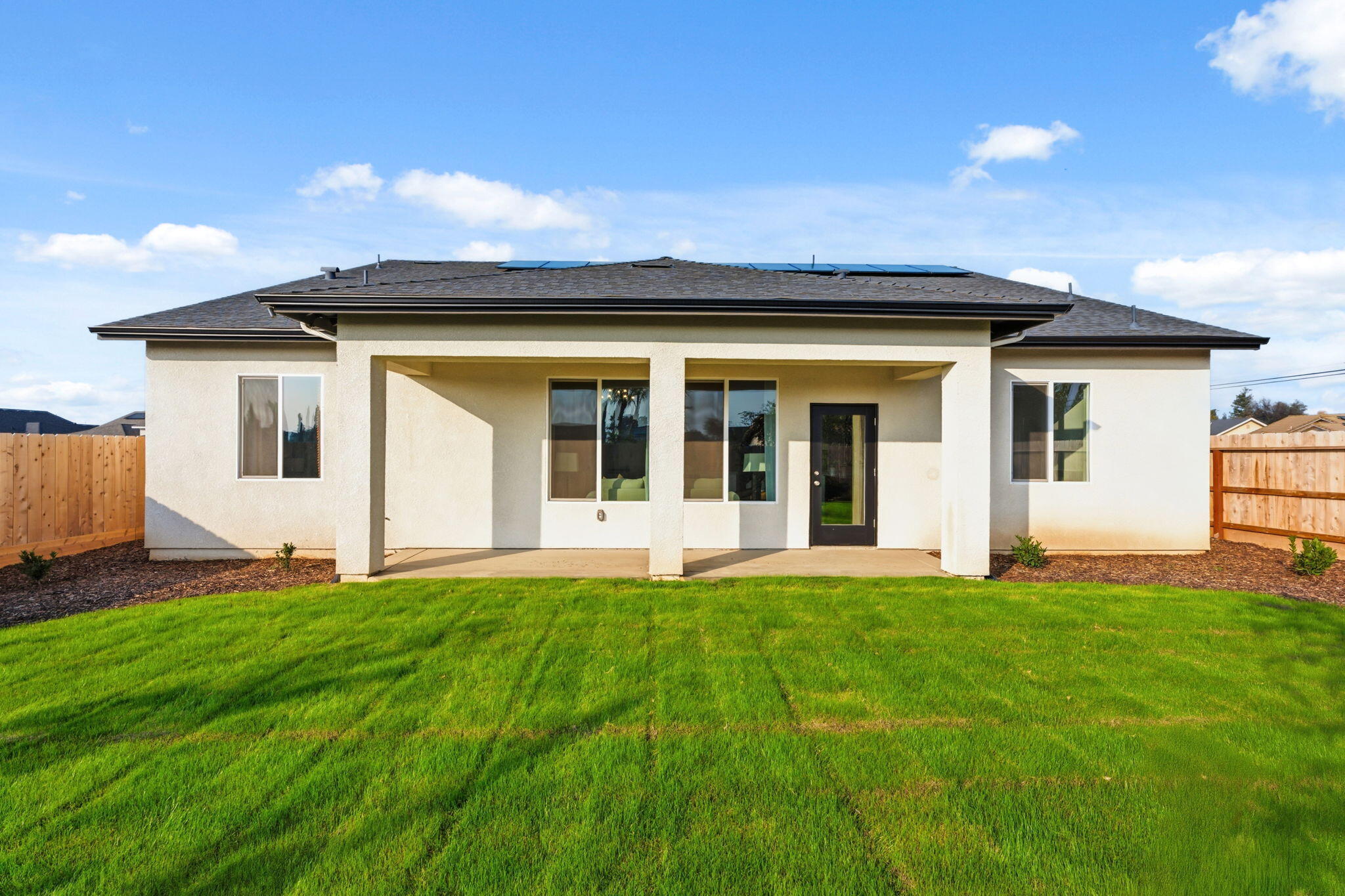 314 Windsor St, Exeter, CA 93221