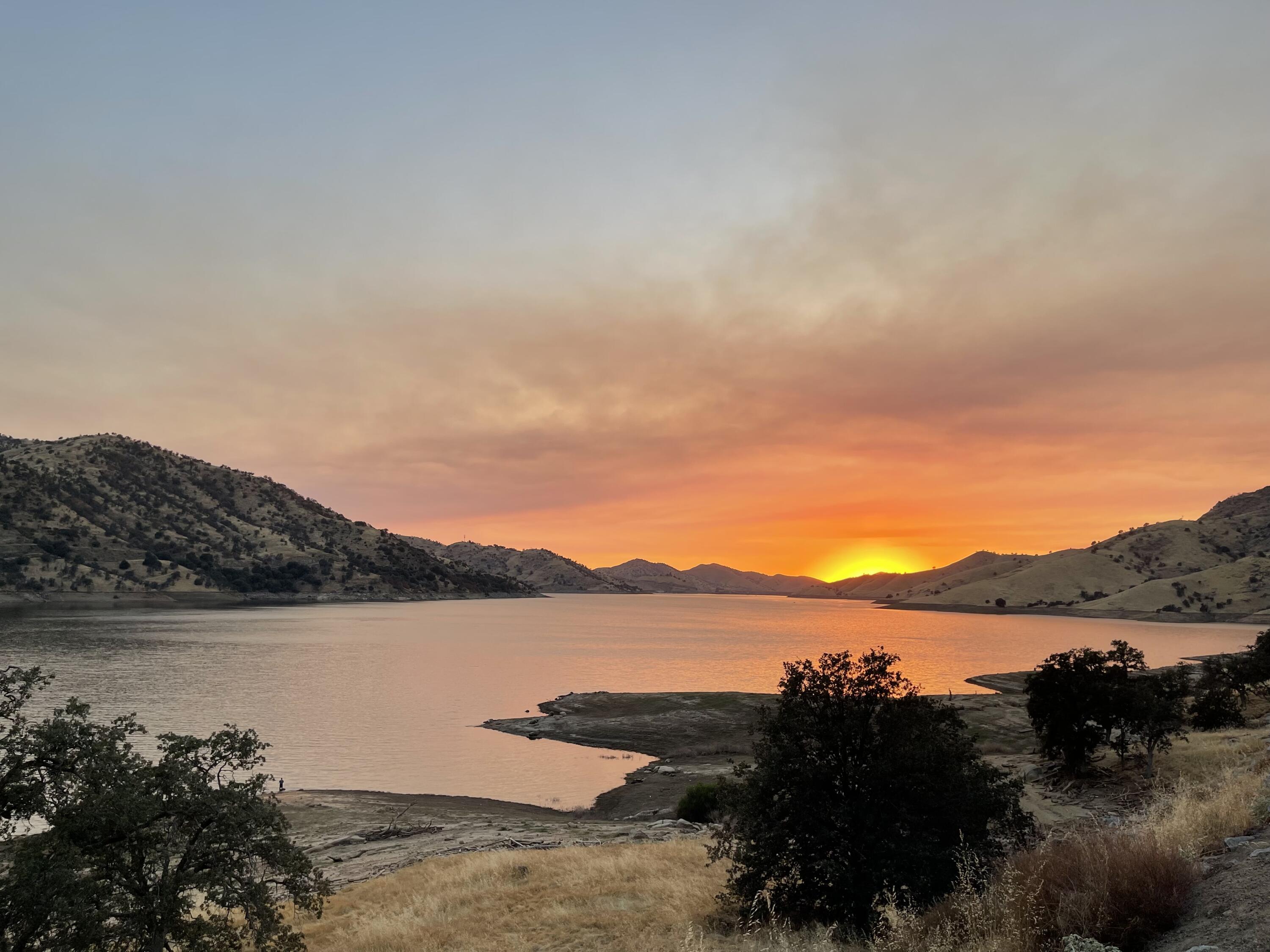 40820 Oak Ridge Dr, Three Rivers, CA 93271