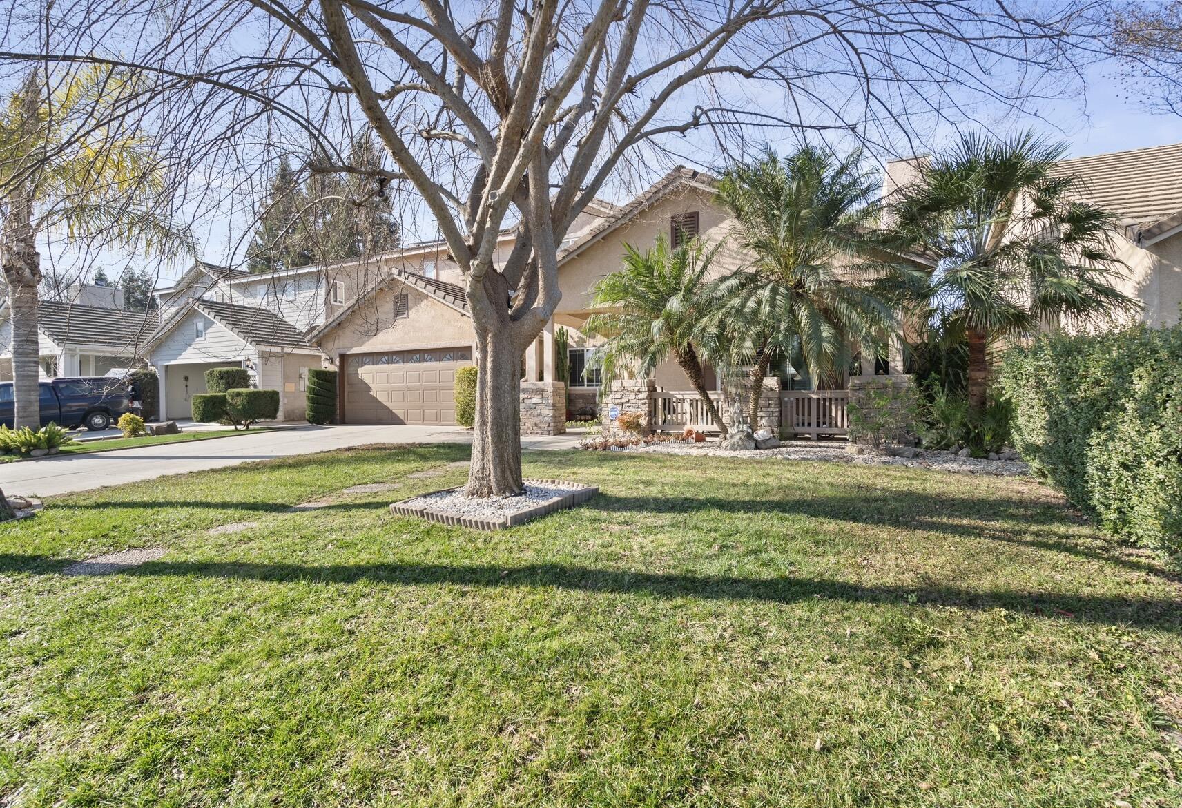 3831 S Watson St, Visalia, CA 93277