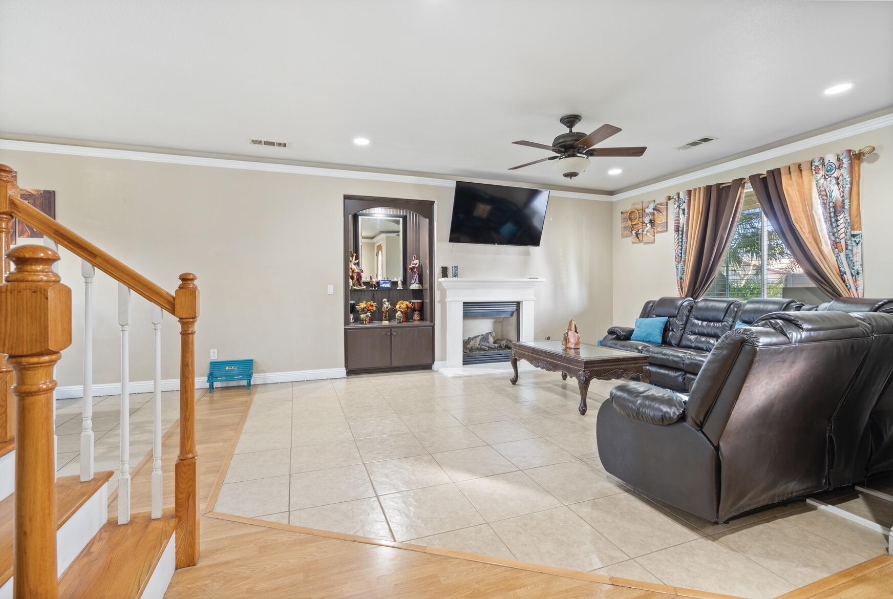 3831 S Watson St, Visalia, CA 93277