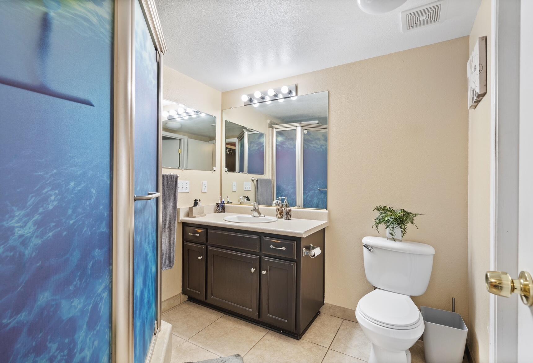 3831 S Watson St, Visalia, CA 93277