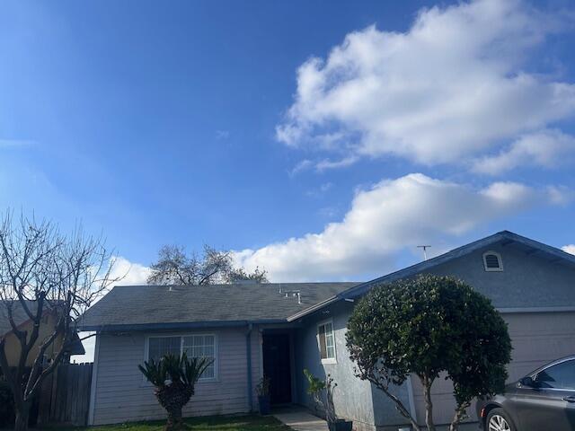 14725 Walker Rd, Poplar, CA 93257