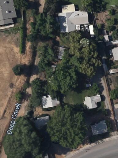 245 W Oakland St, Farmersville, CA 93223