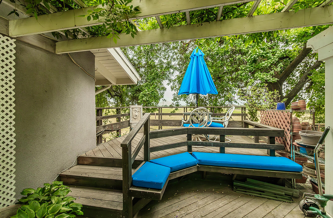 3670 S Newmark Ave, Sanger, CA 93657