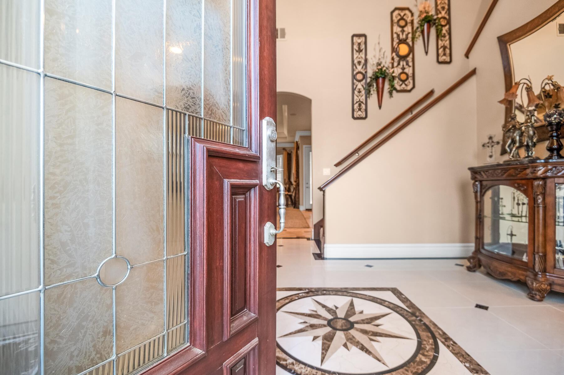 382 Hemmingway Ct, Tulare, CA 93274