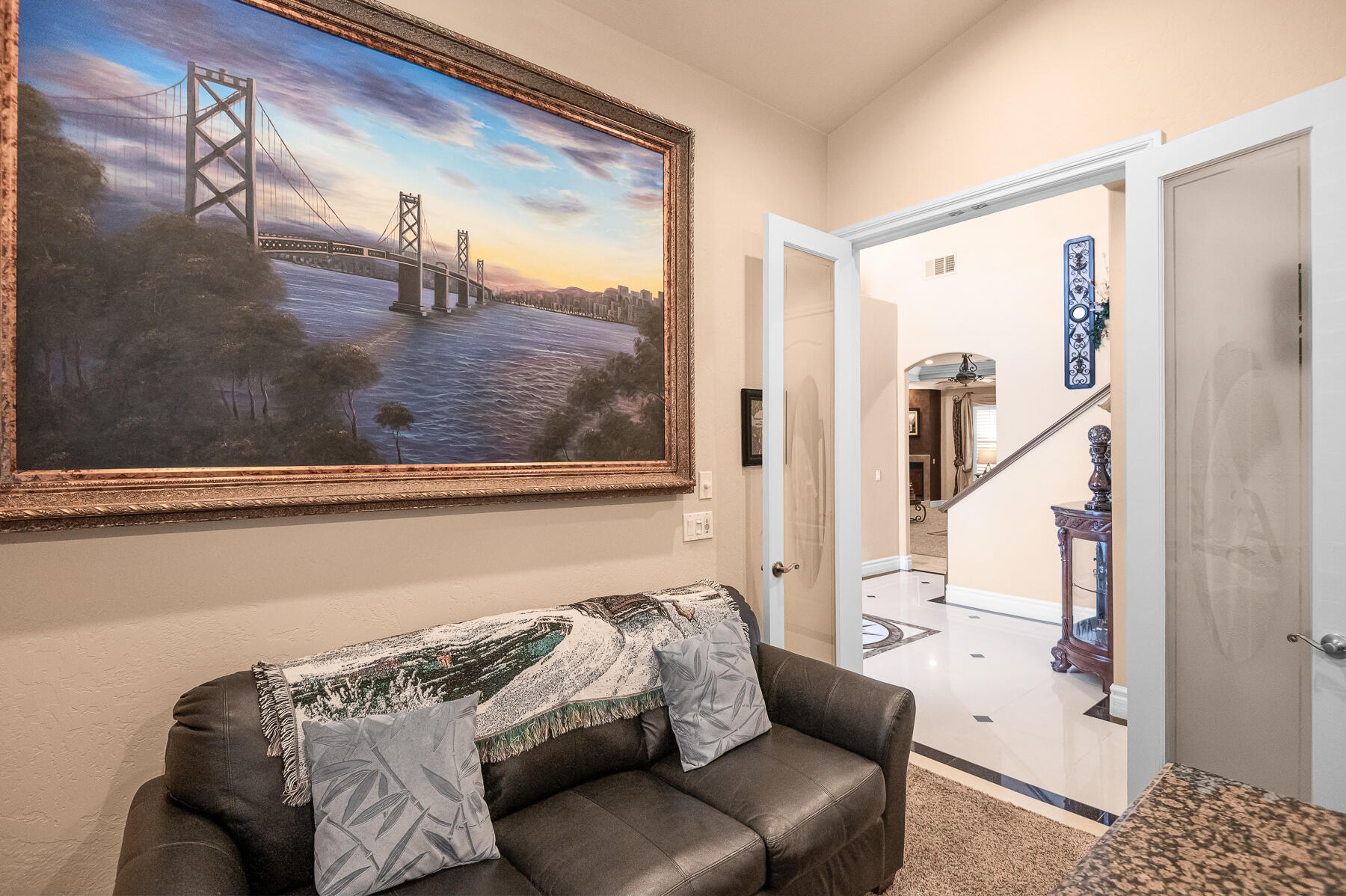 382 Hemmingway Ct, Tulare, CA 93274