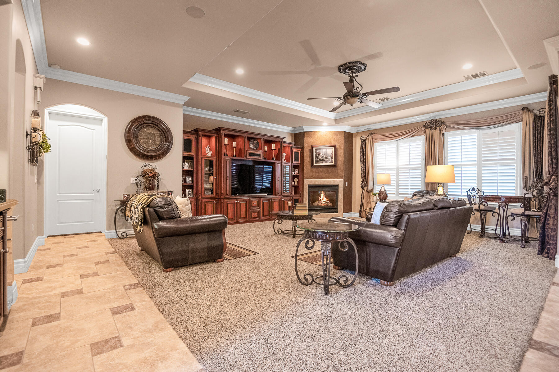 382 Hemmingway Ct, Tulare, CA 93274