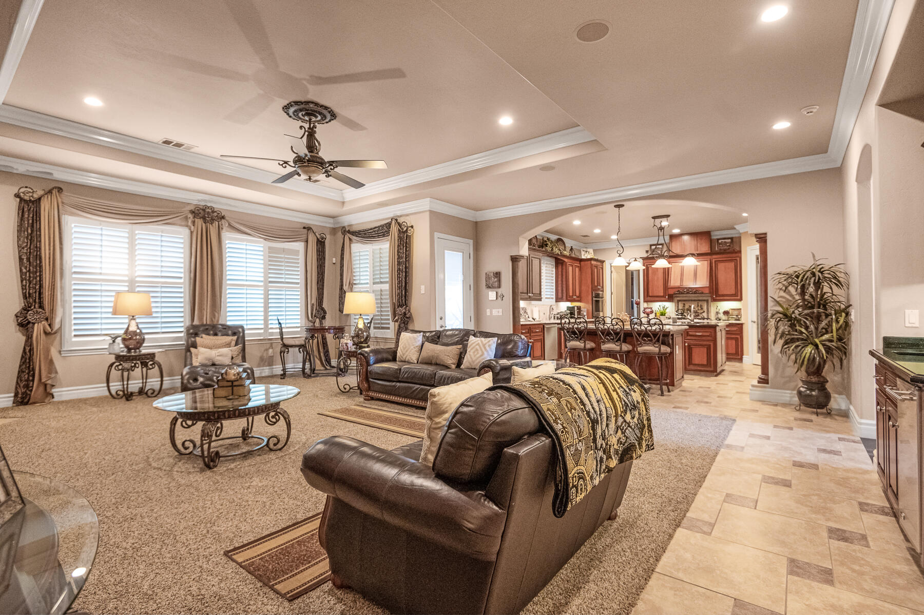 382 Hemmingway Ct, Tulare, CA 93274