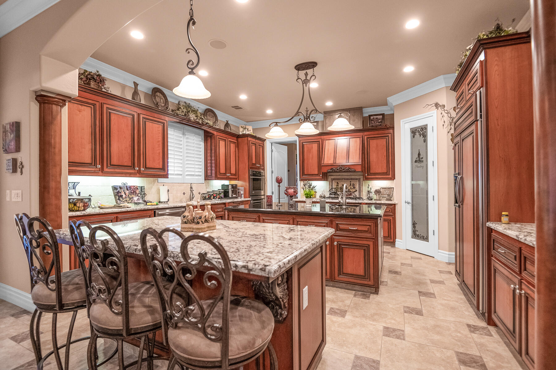 382 Hemmingway Ct, Tulare, CA 93274