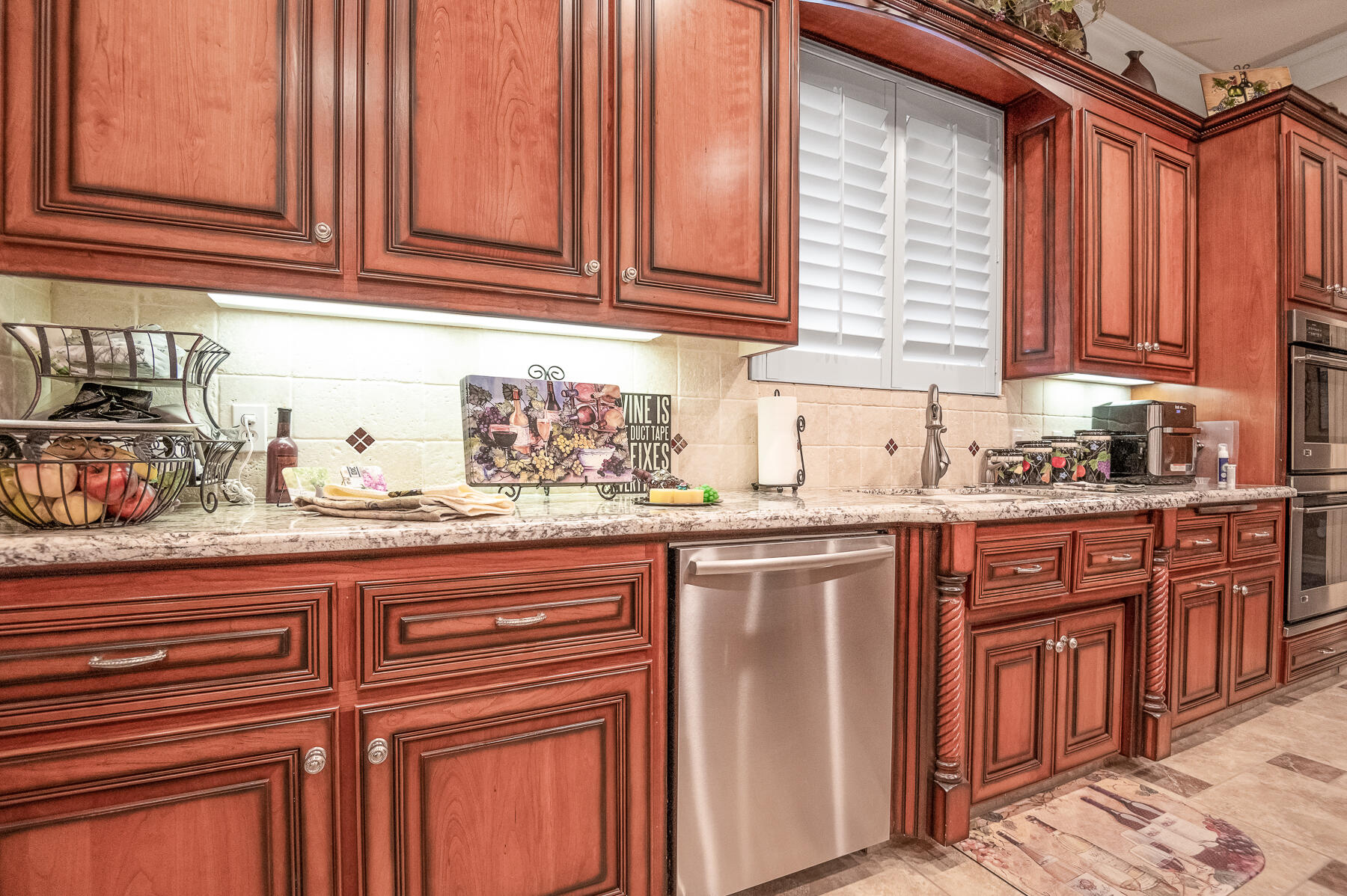 382 Hemmingway Ct, Tulare, CA 93274