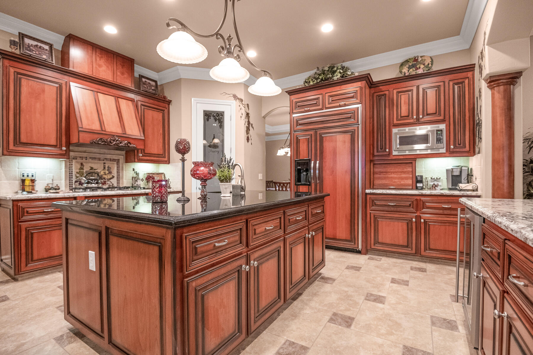 382 Hemmingway Ct, Tulare, CA 93274