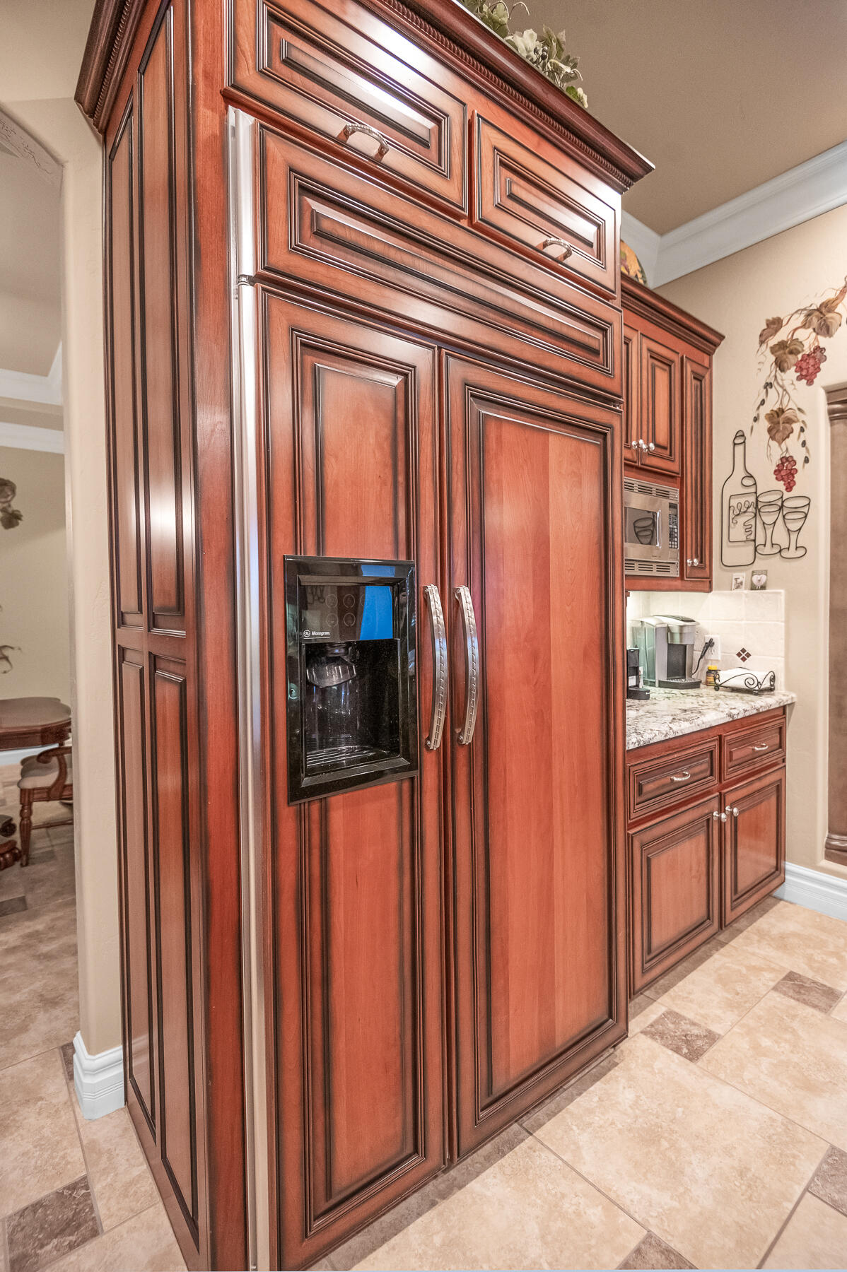 382 Hemmingway Ct, Tulare, CA 93274