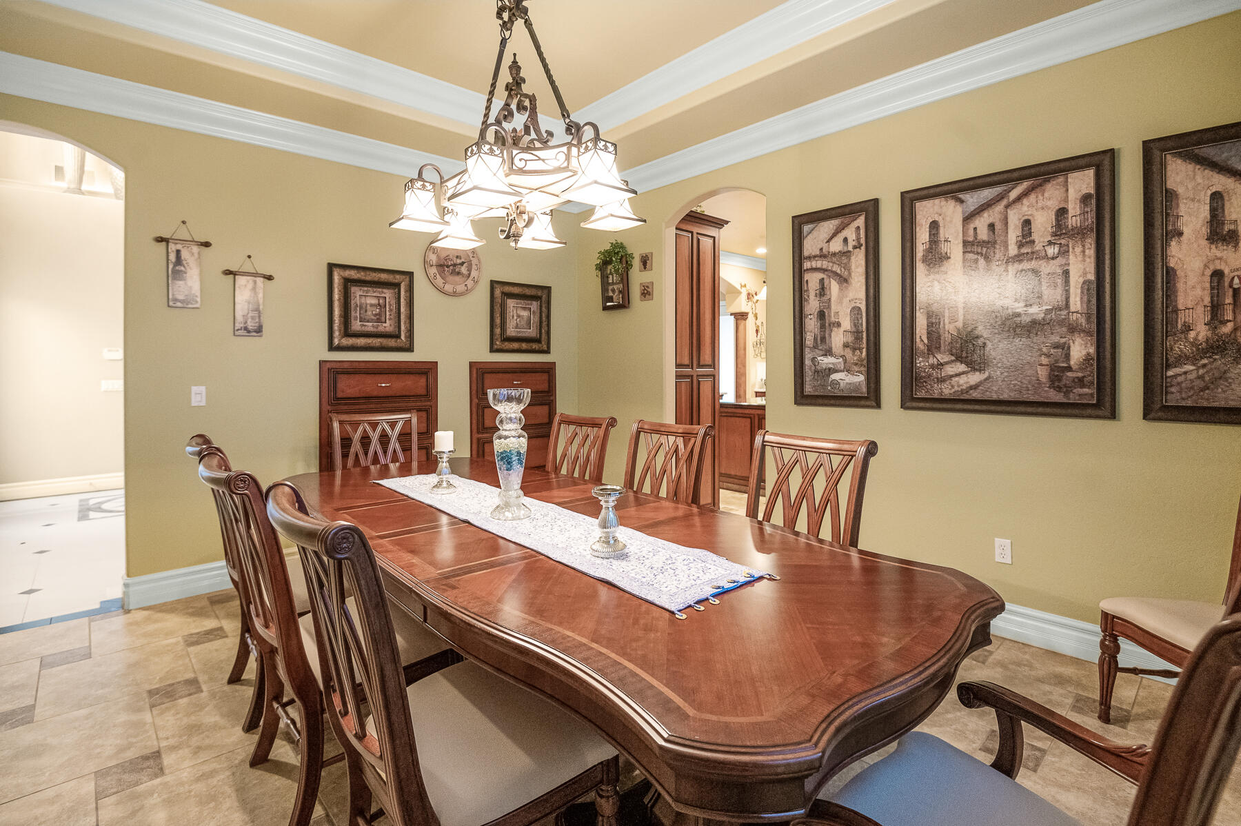 382 Hemmingway Ct, Tulare, CA 93274