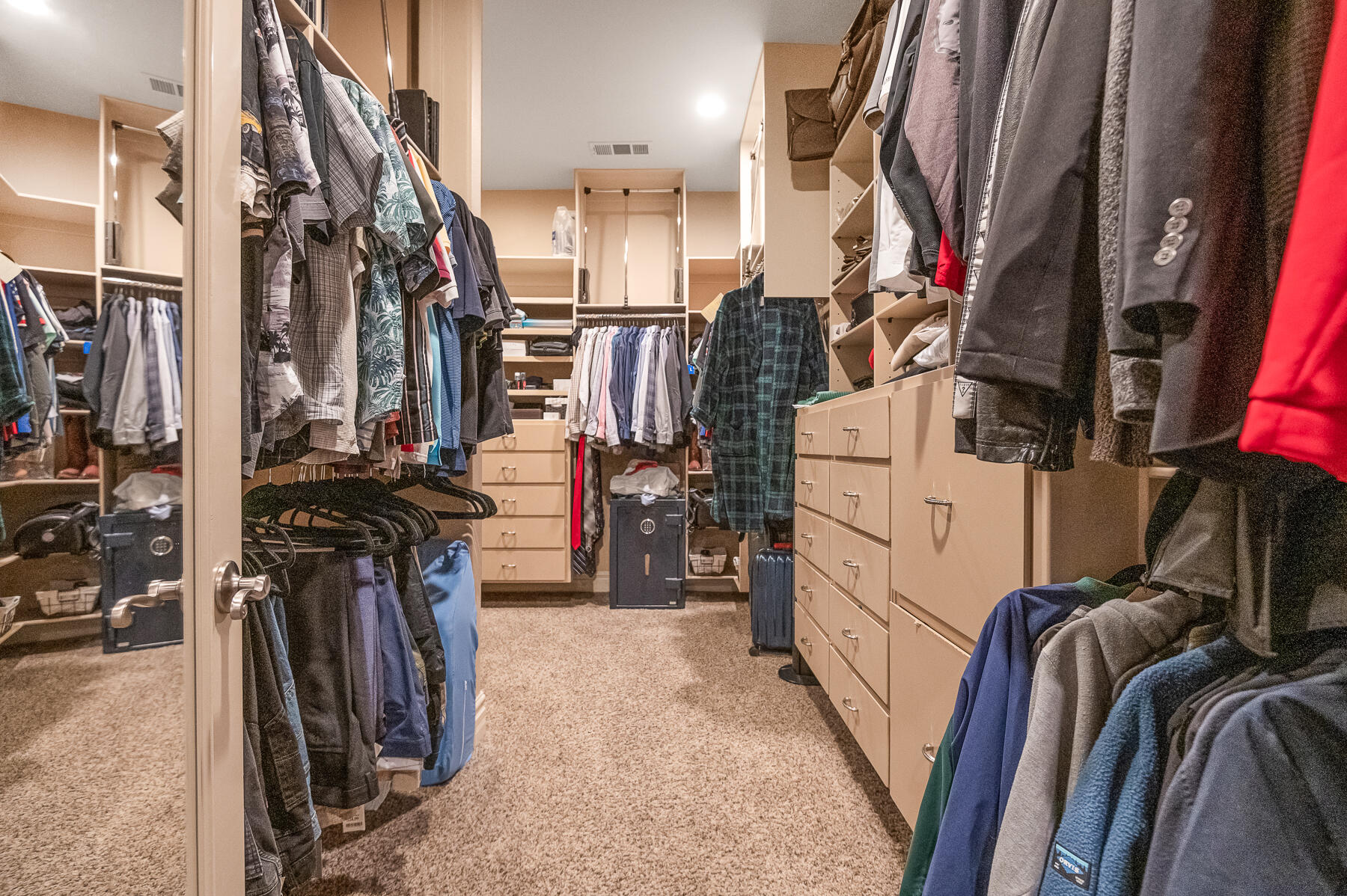 382 Hemmingway Ct, Tulare, CA 93274