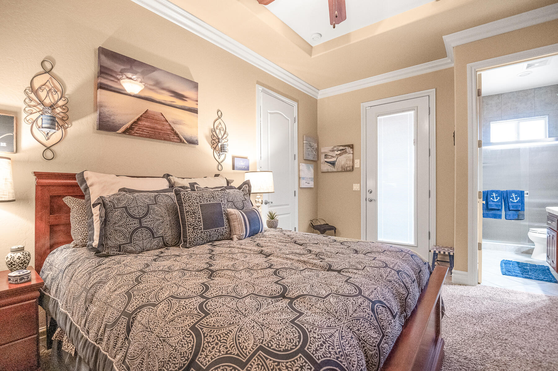 382 Hemmingway Ct, Tulare, CA 93274