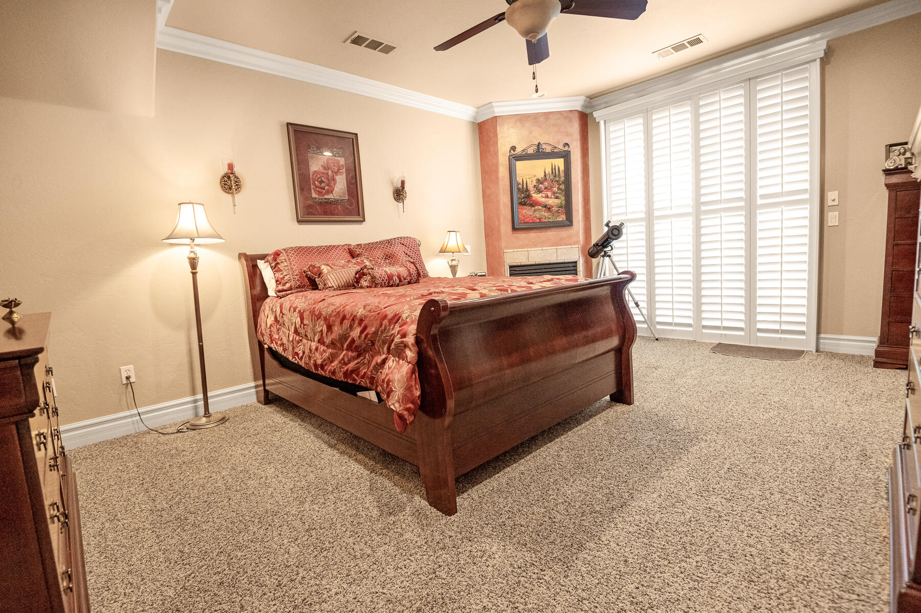 382 Hemmingway Ct, Tulare, CA 93274