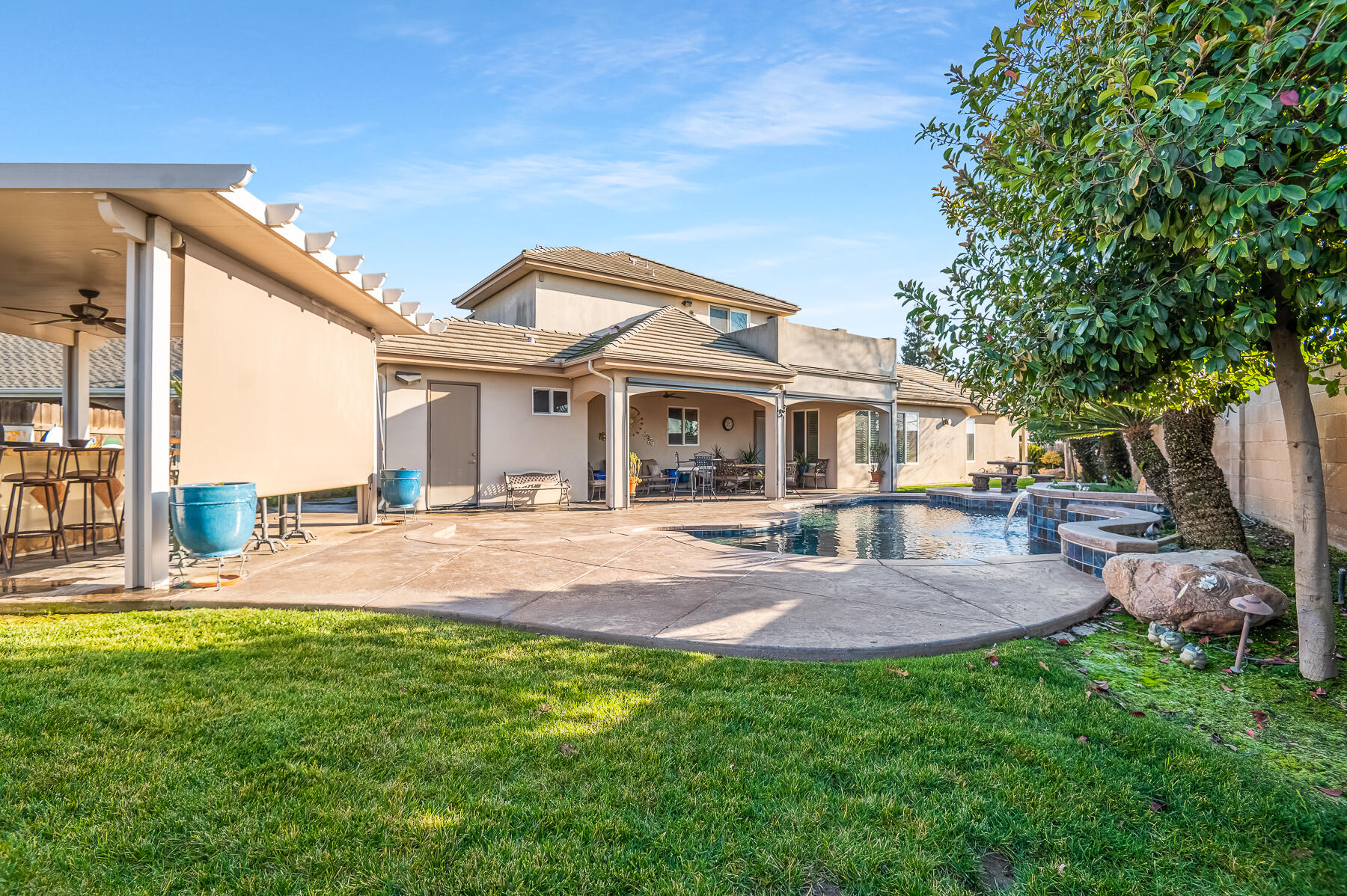 382 Hemmingway Ct, Tulare, CA 93274