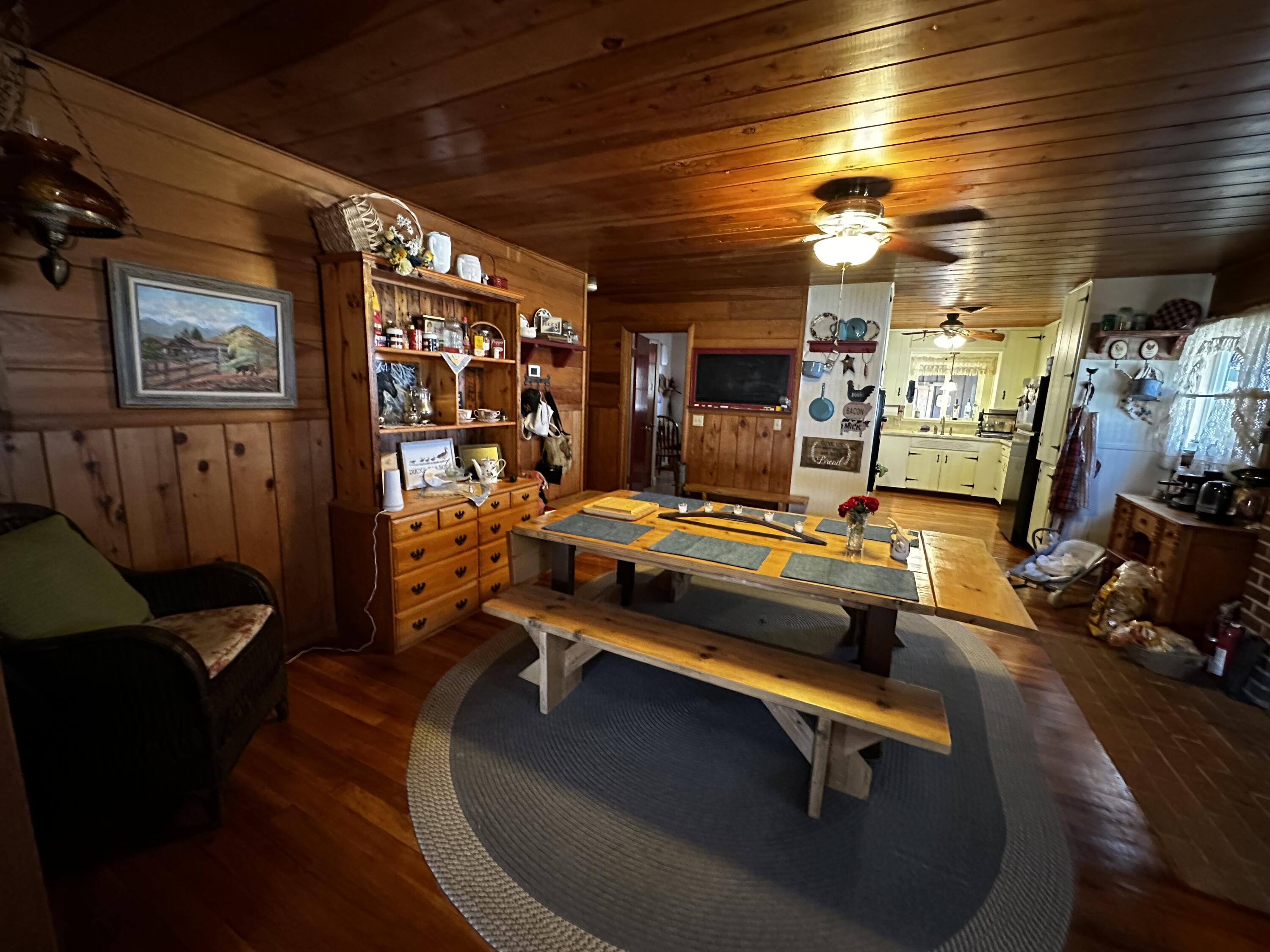 27598 196 Ave, Porterville, CA 93257