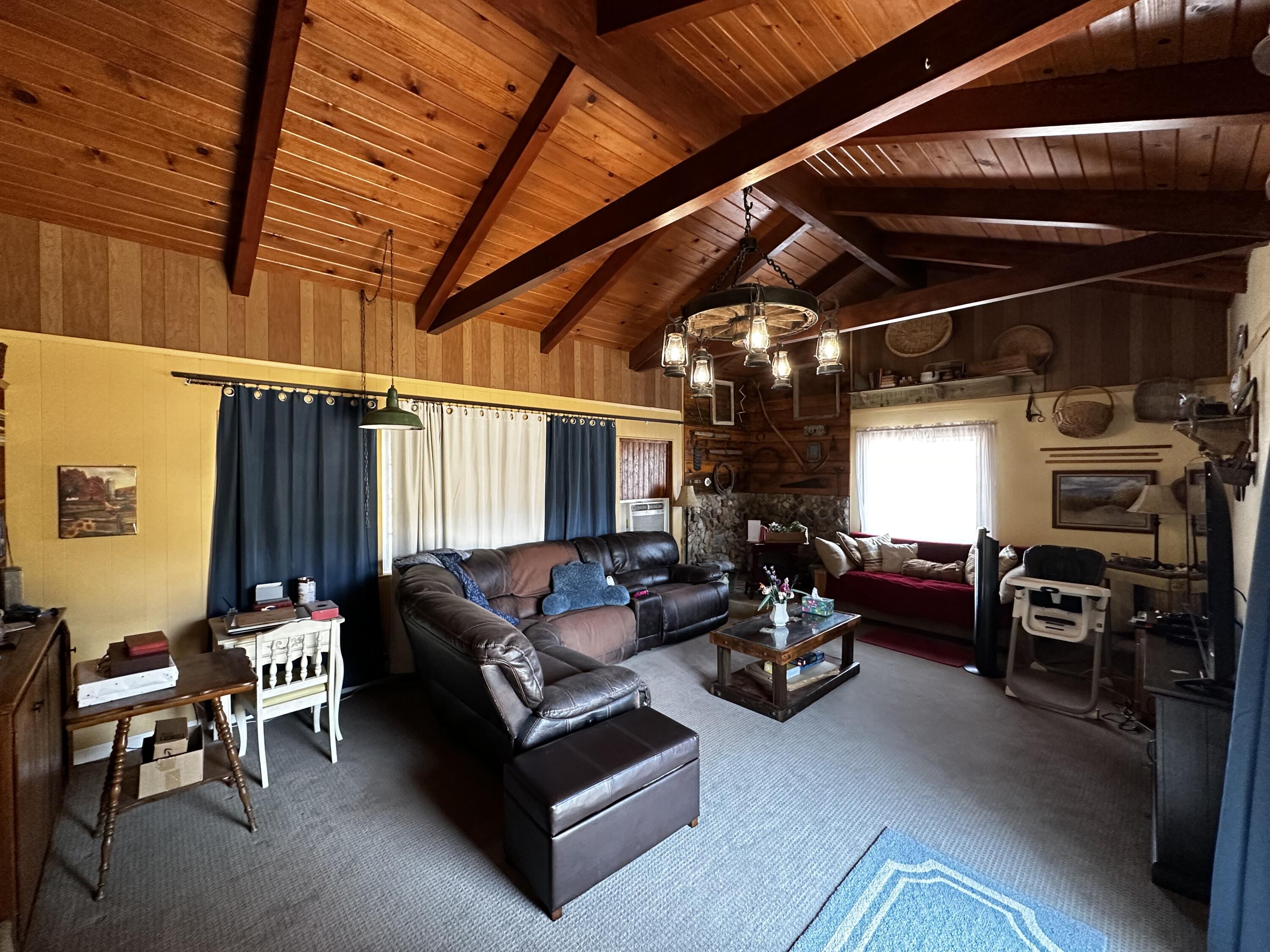 27598 196 Ave, Porterville, CA 93257