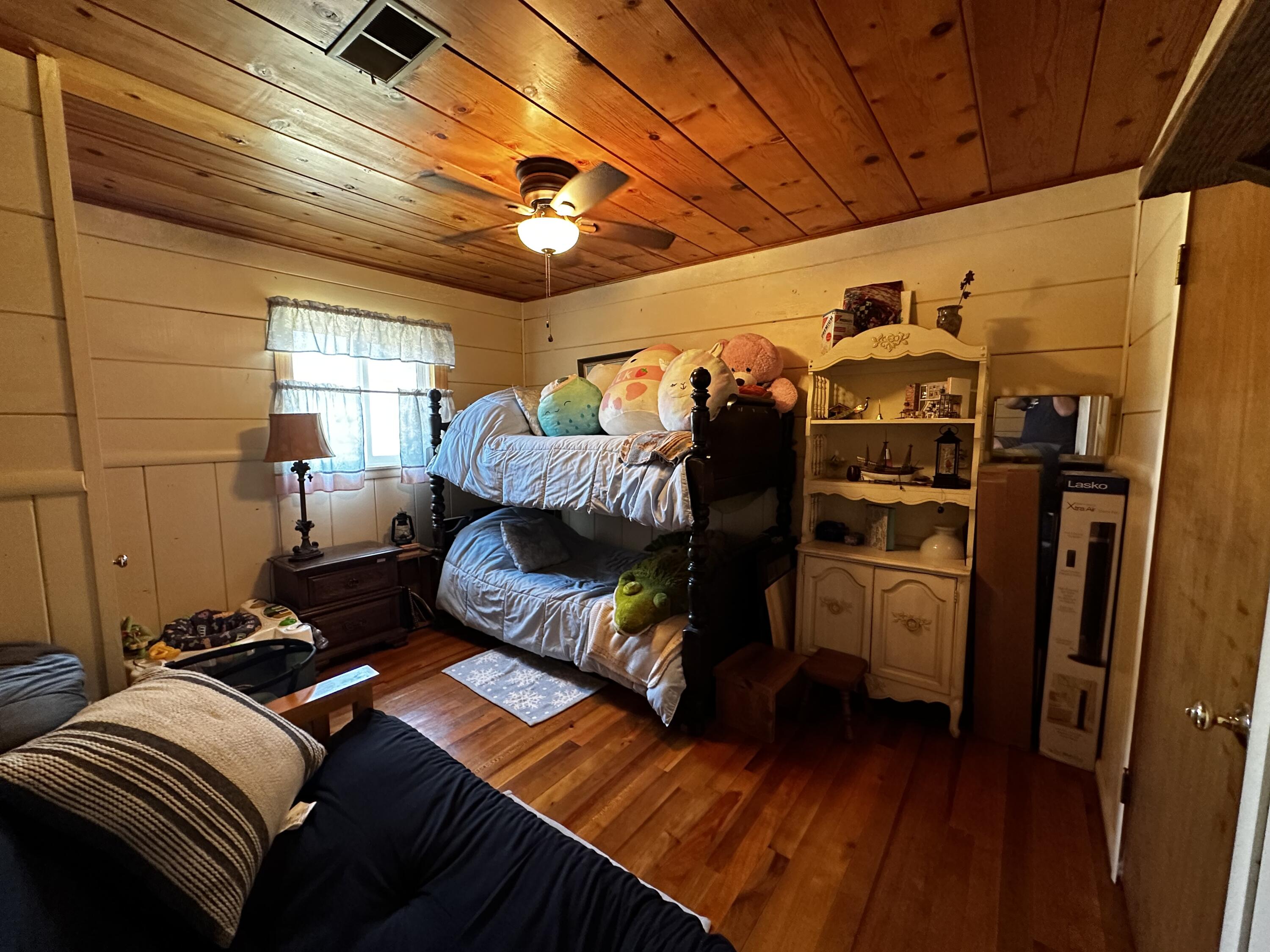 27598 196 Ave, Porterville, CA 93257