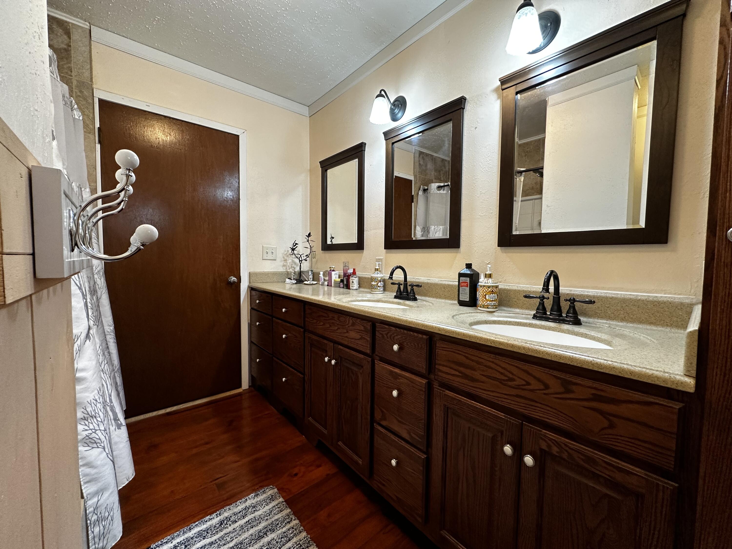 27598 196 Ave, Porterville, CA 93257