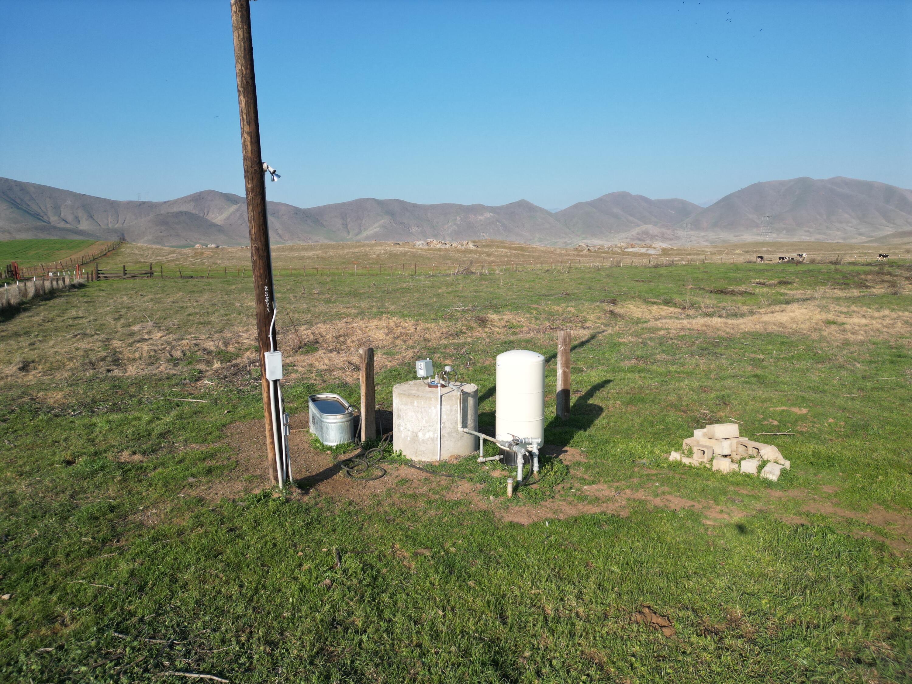 27598 196 Ave, Porterville, CA 93257