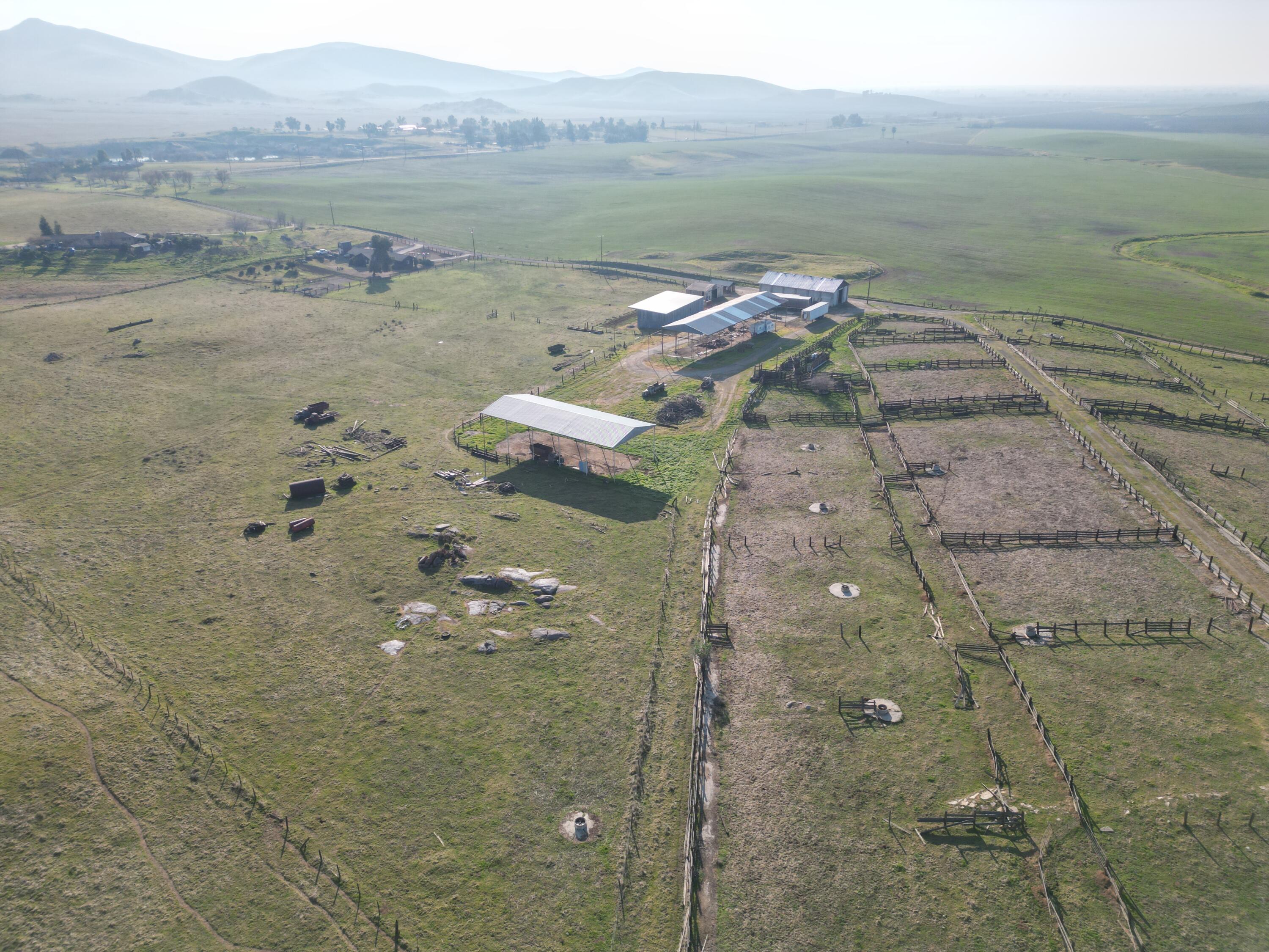 27598 196 Ave, Porterville, CA 93257