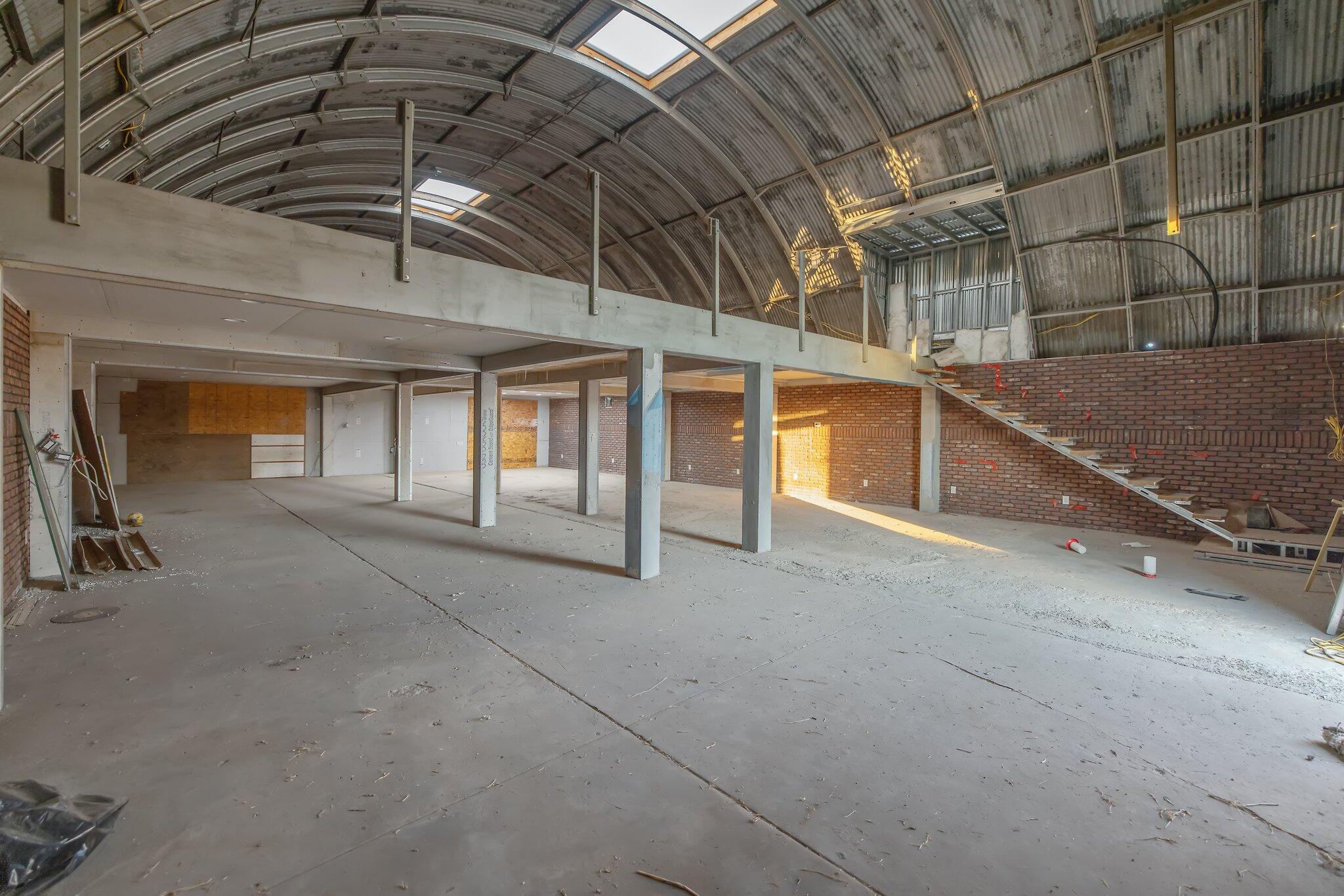 1549 S K St, Tulare, CA 93274