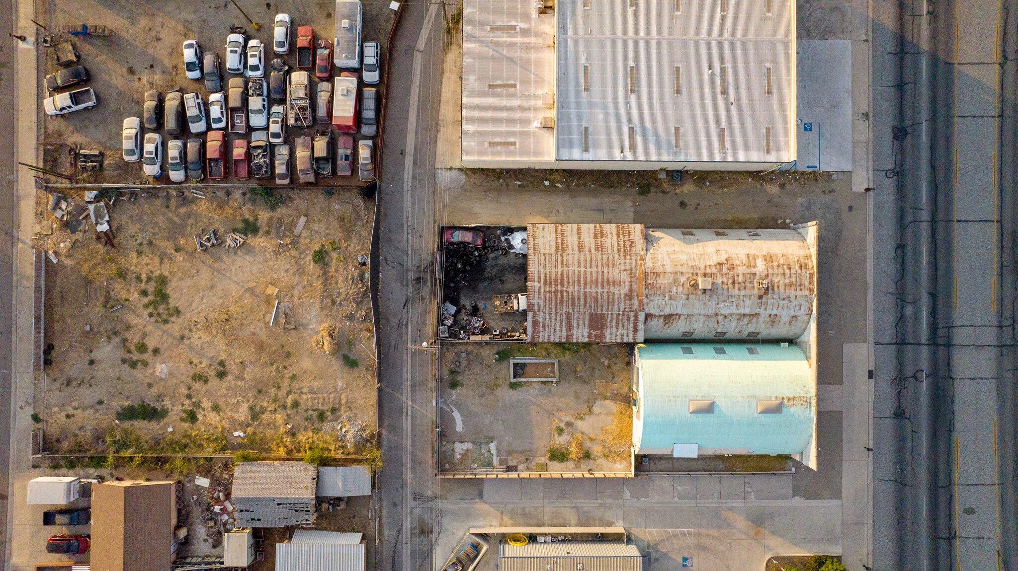 1549 S K St, Tulare, CA 93274