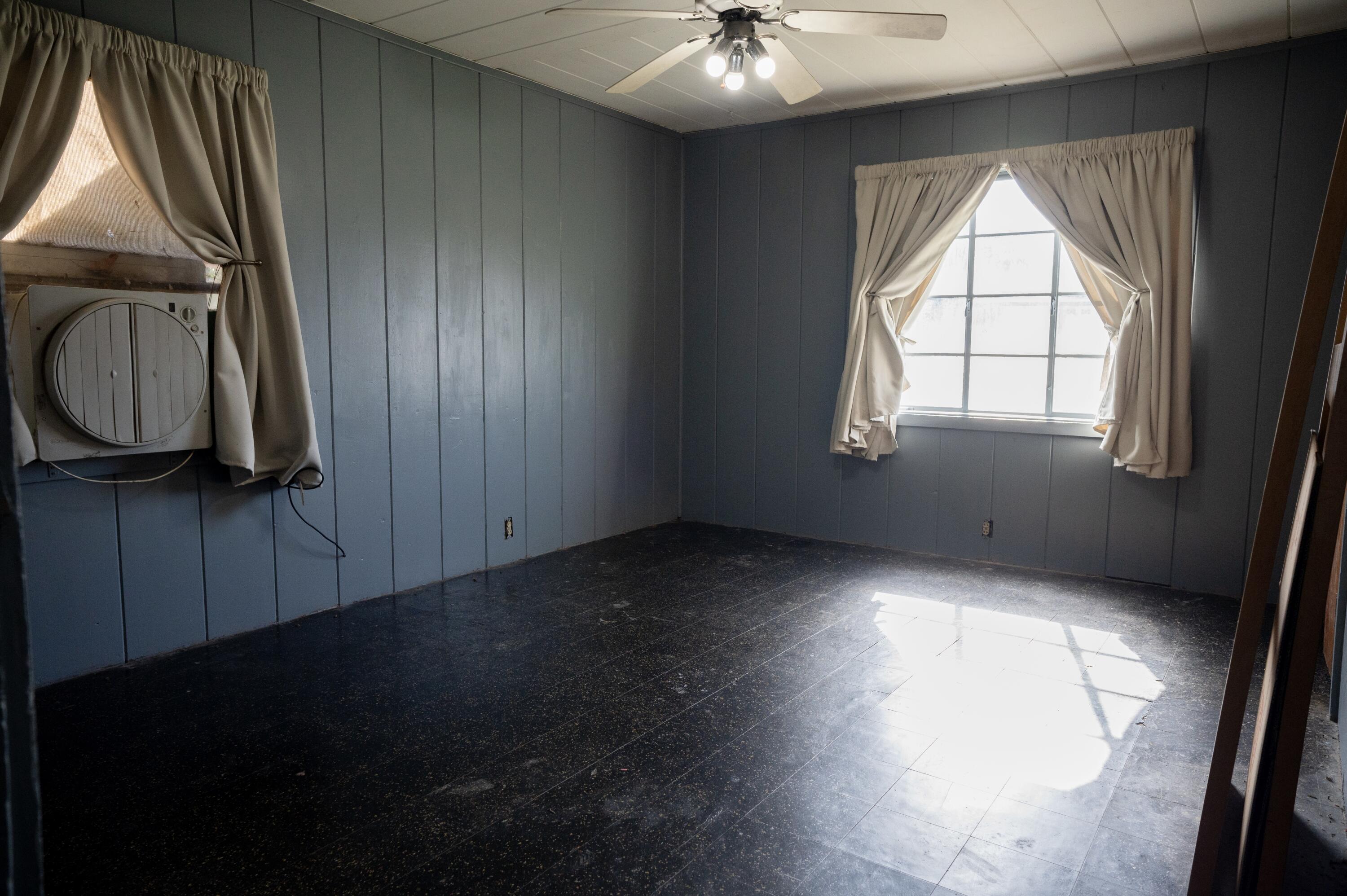 534 E Morton Ave, Porterville, CA 93257