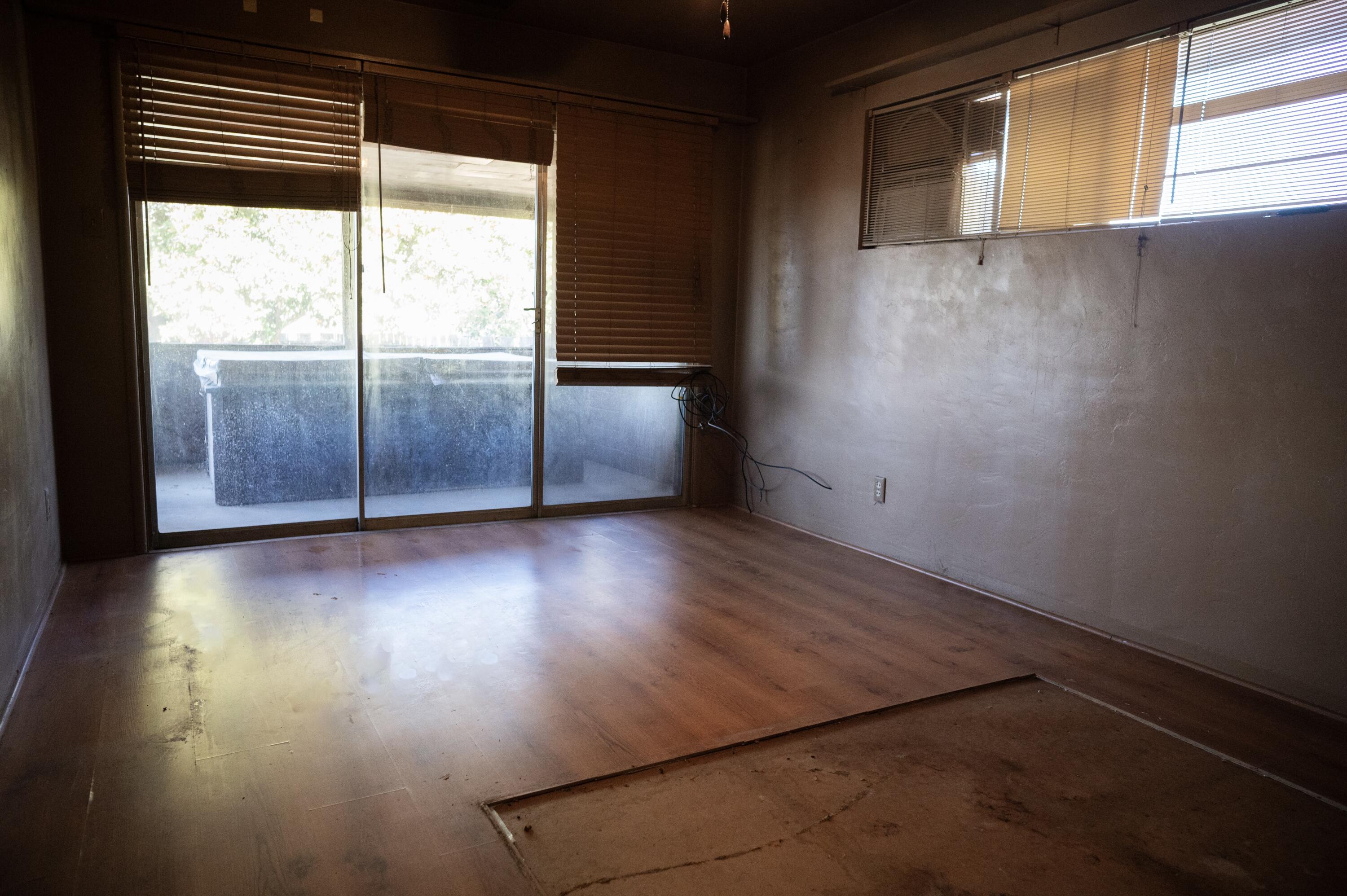 534 E Morton Ave, Porterville, CA 93257