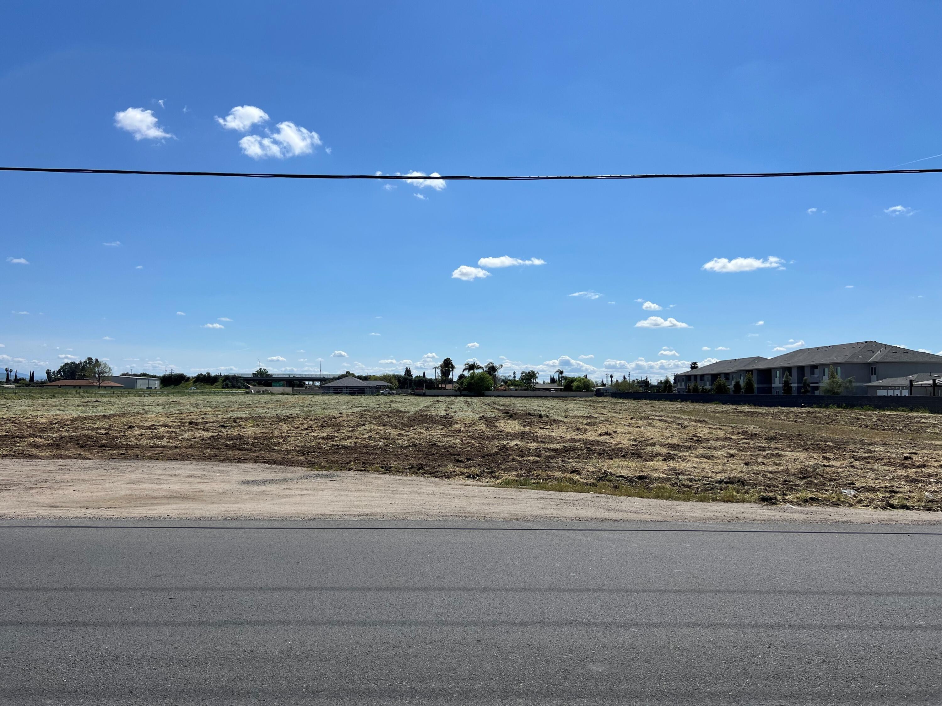 0 Pioneer Ave, Porterville, CA 93257