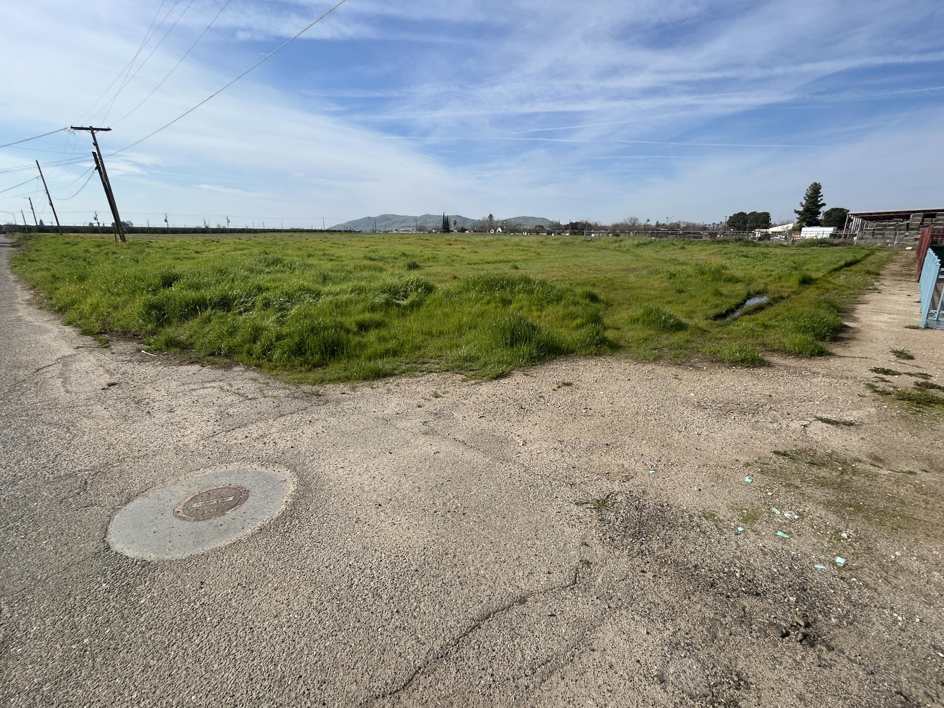 0 5th Ave, Orange Cove, CA 93646