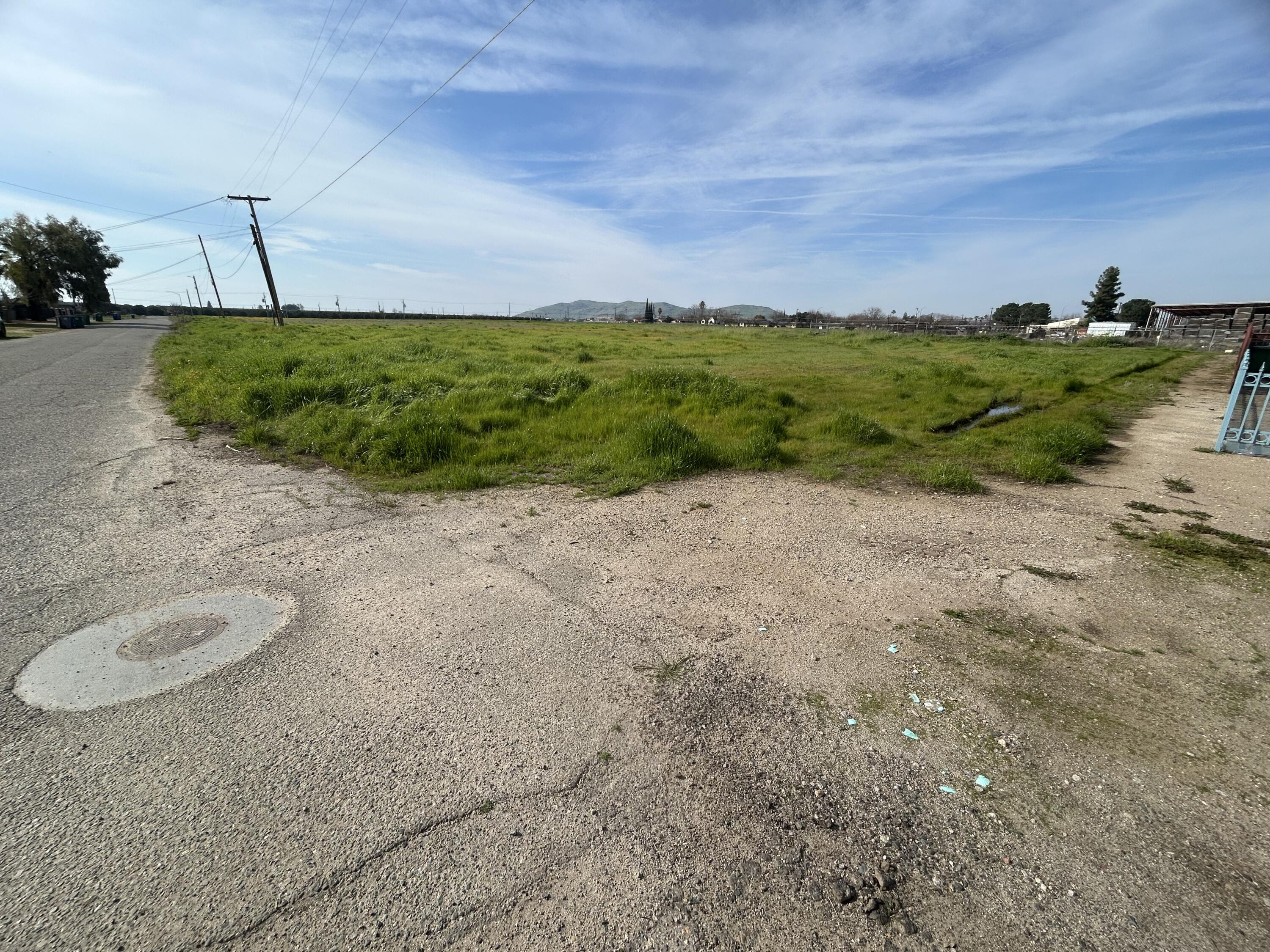 0 5th Ave, Orange Cove, CA 93646