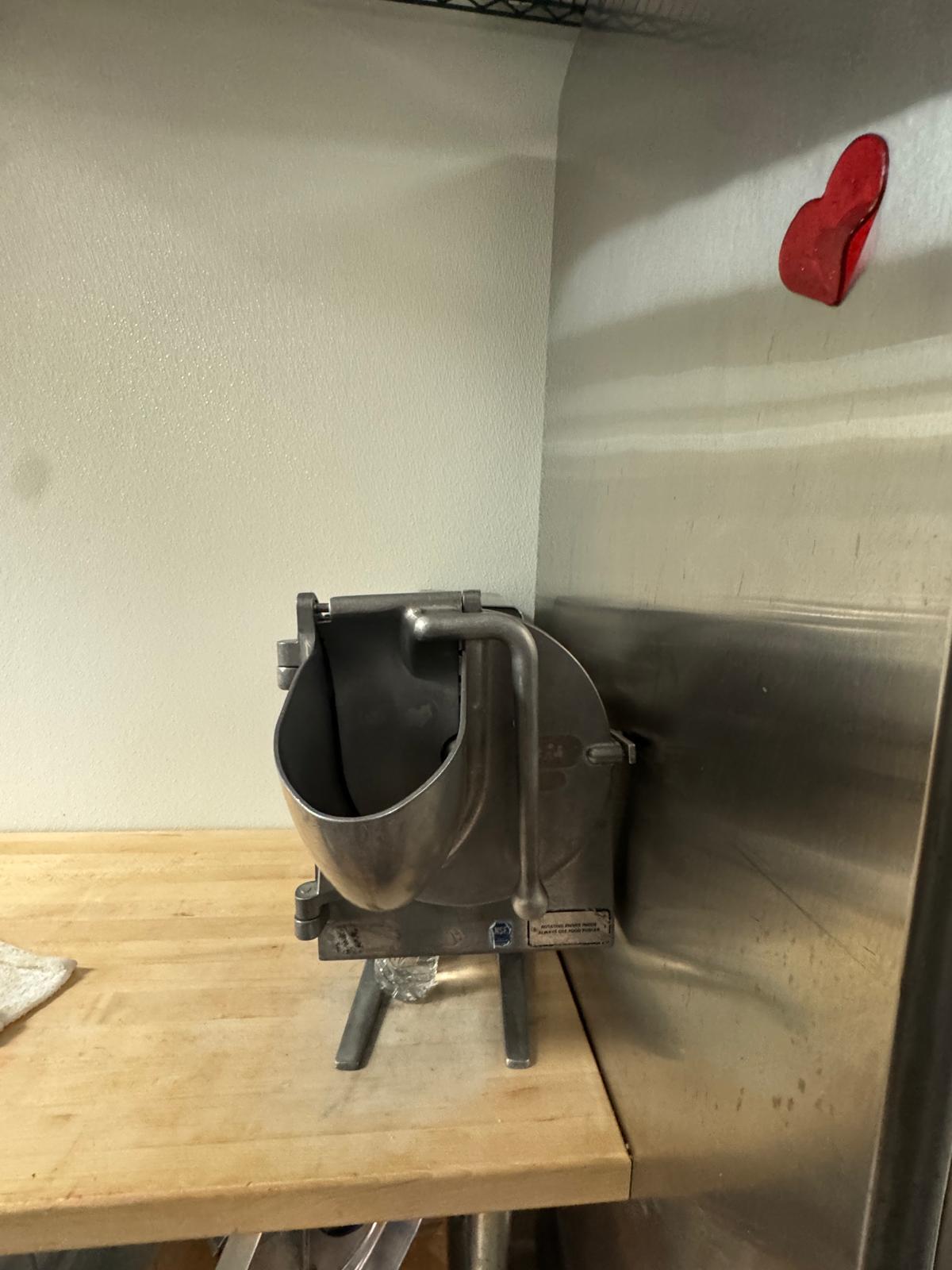 3918 S Mooney Blvd, Visalia, CA 93277