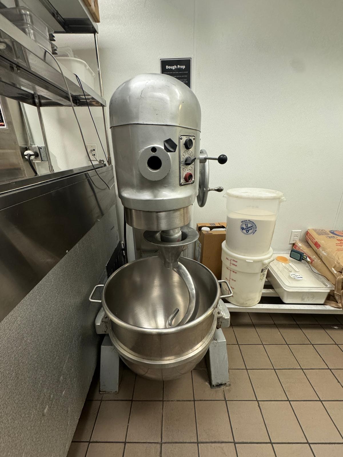 3918 S Mooney Blvd, Visalia, CA 93277