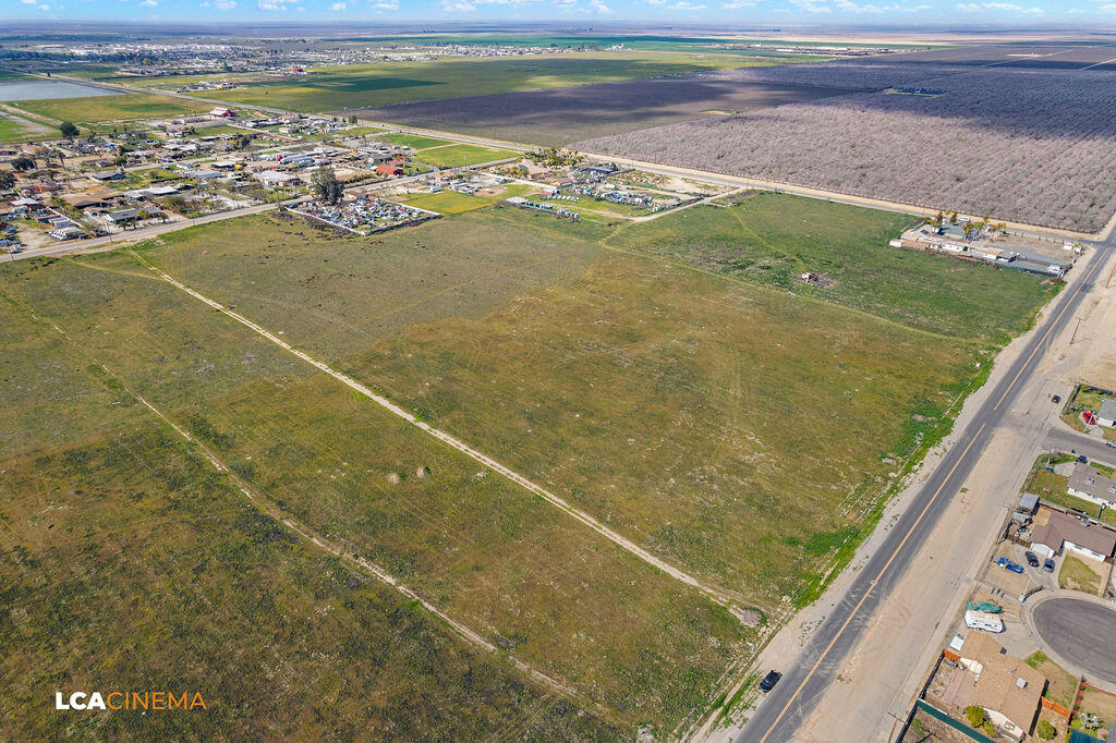 0 Cecil Ave, Delano, CA 93215