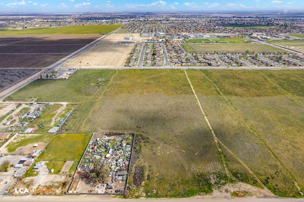 0 Cecil Ave, Delano, CA 93215